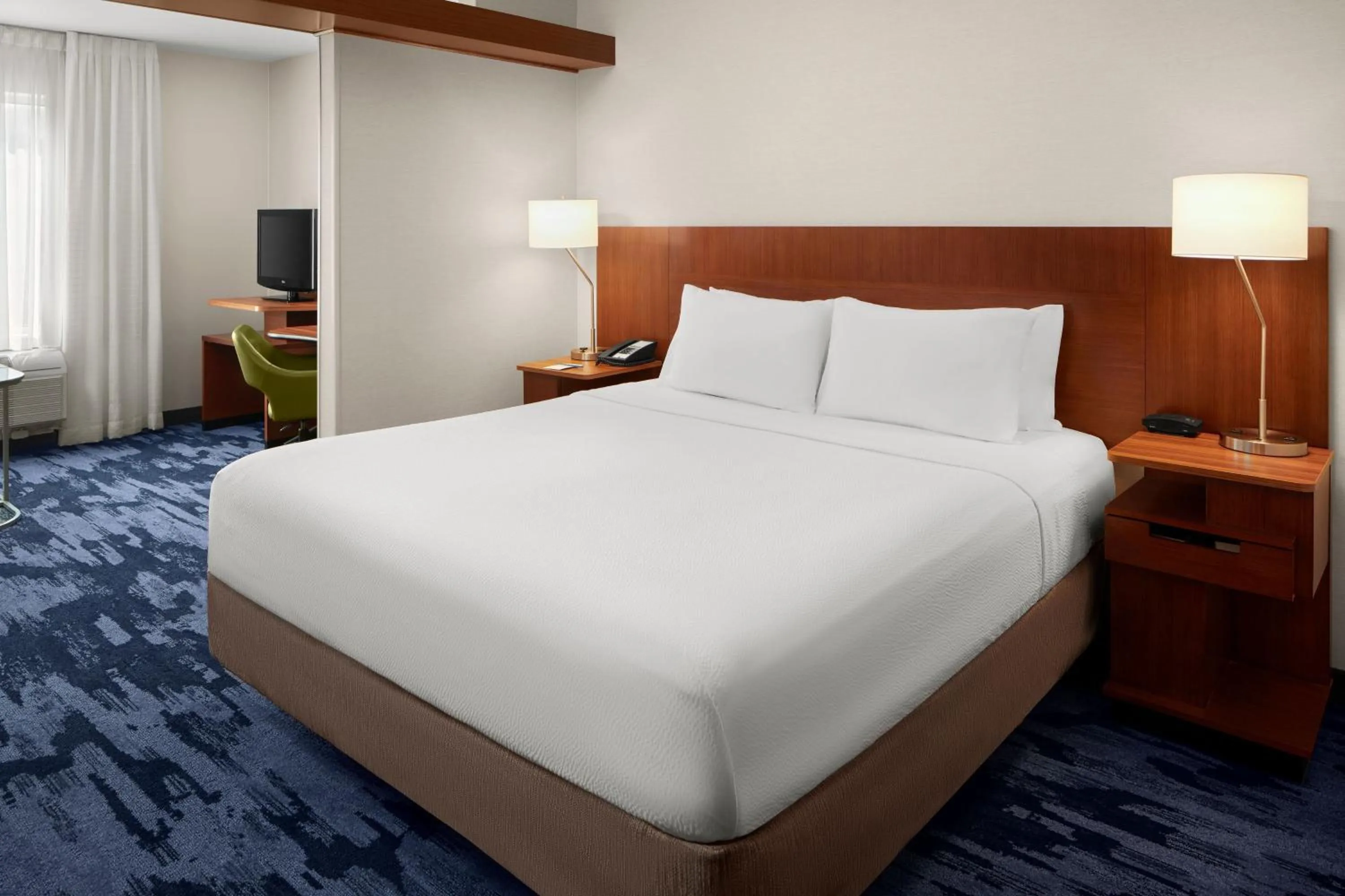 Photo of the whole room, Bed in Fairfield Inn & Suites by Marriott DuBois
