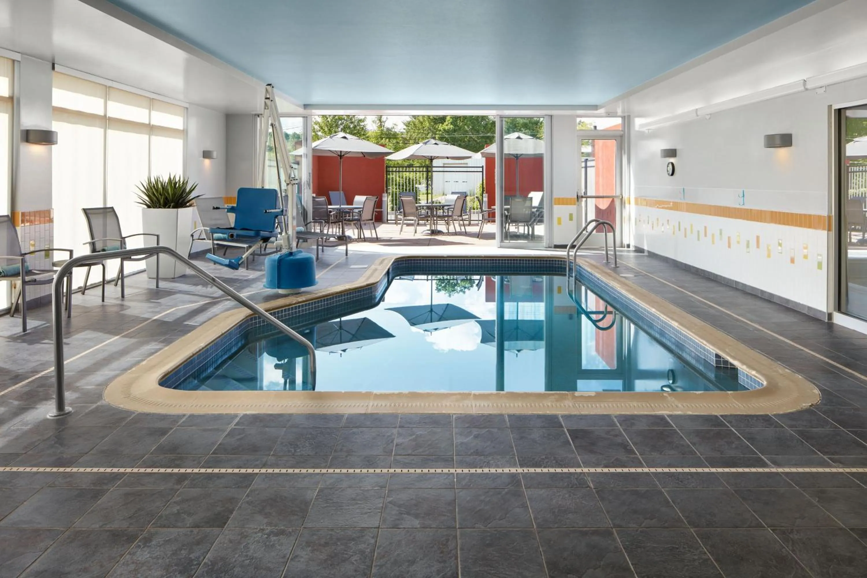 Swimming pool in Fairfield Inn & Suites by Marriott DuBois