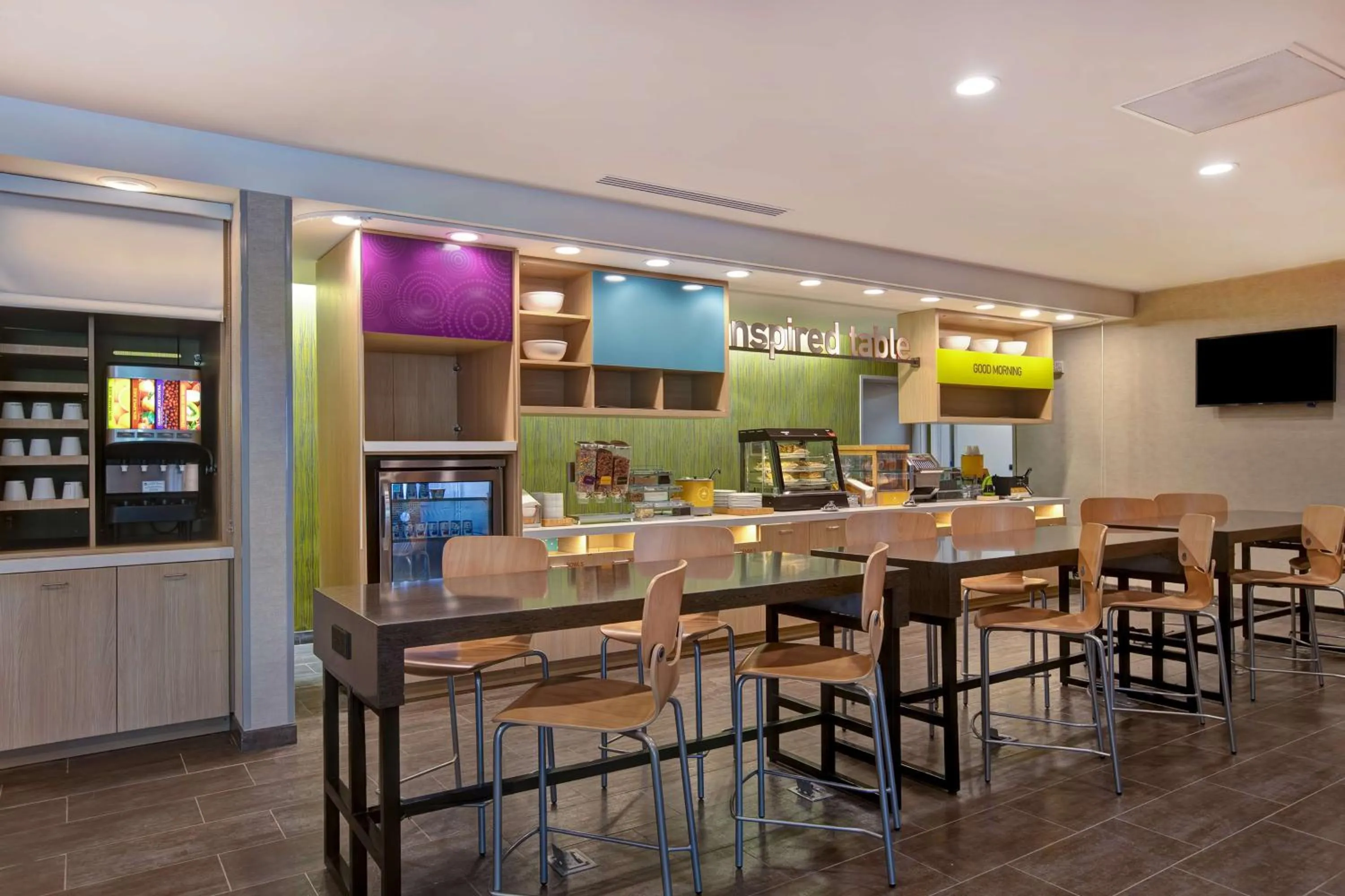 Breakfast in Home2 Suites By Hilton Charlotte Northlake