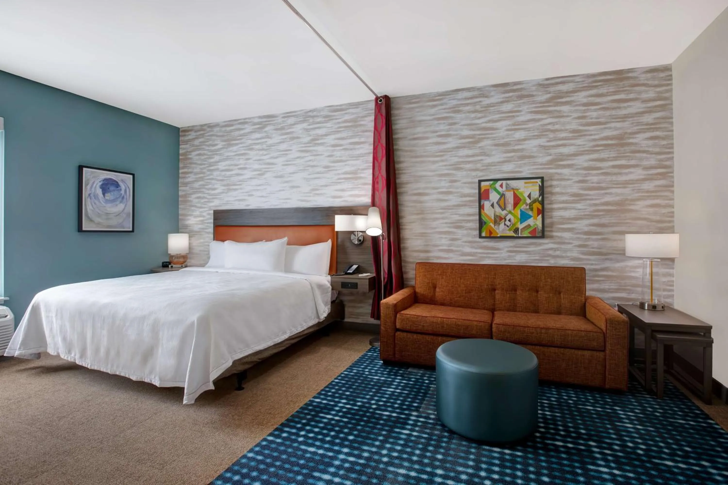 Bed in Home2 Suites By Hilton Charlotte Northlake