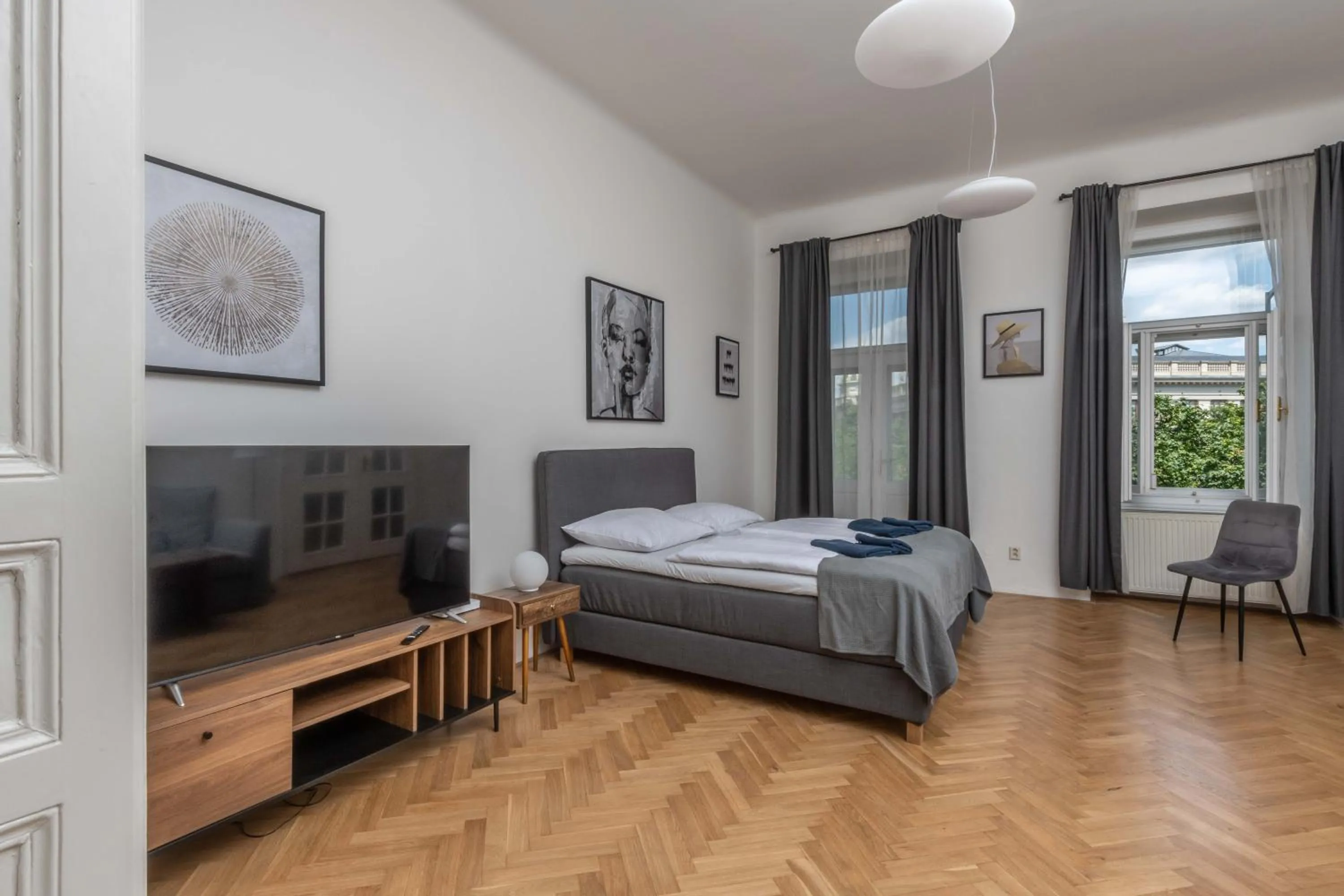 Centrally located 3BD home near National Museum