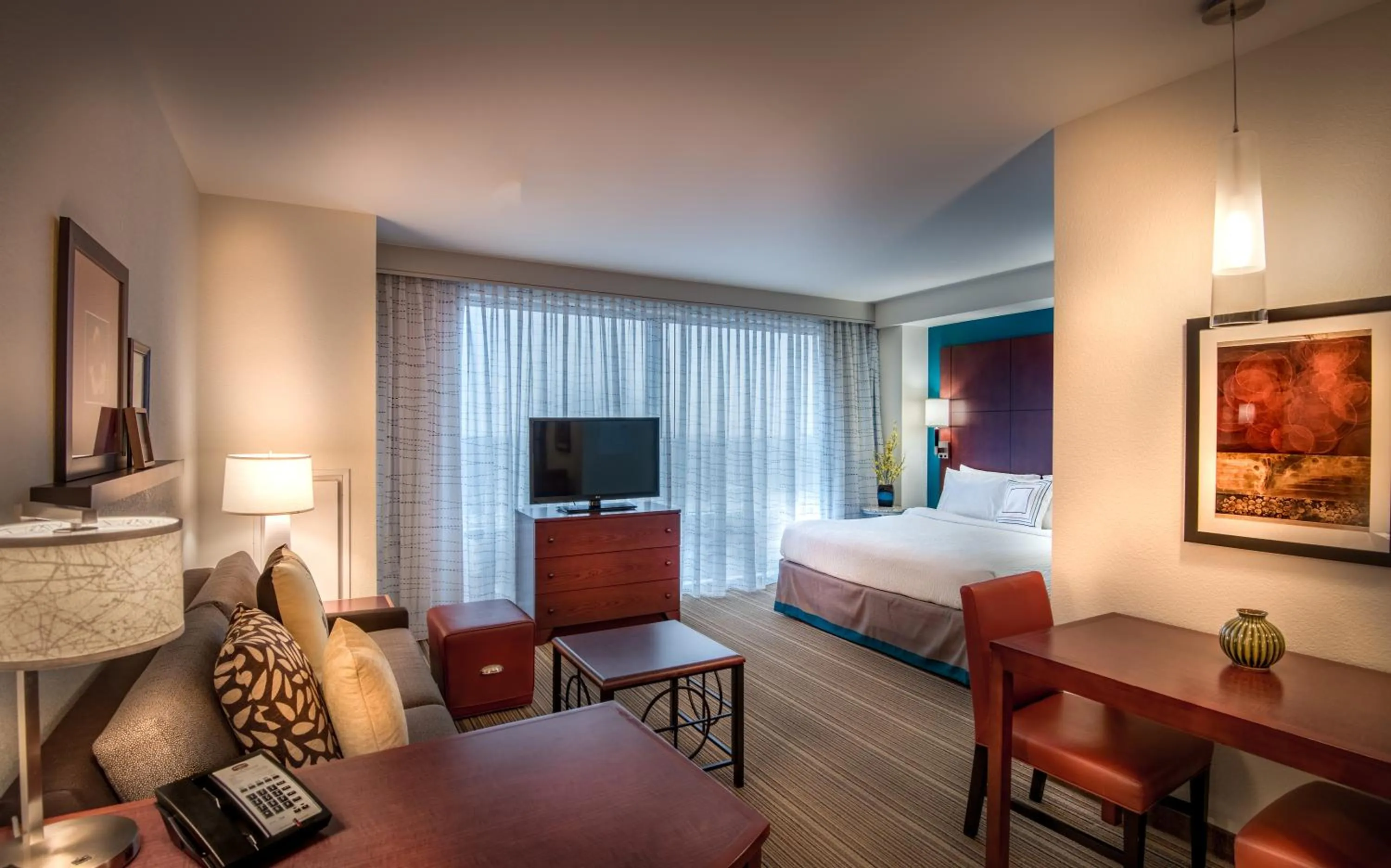 Living room, Bed in Residence Inn by Marriott Arlington Ballston