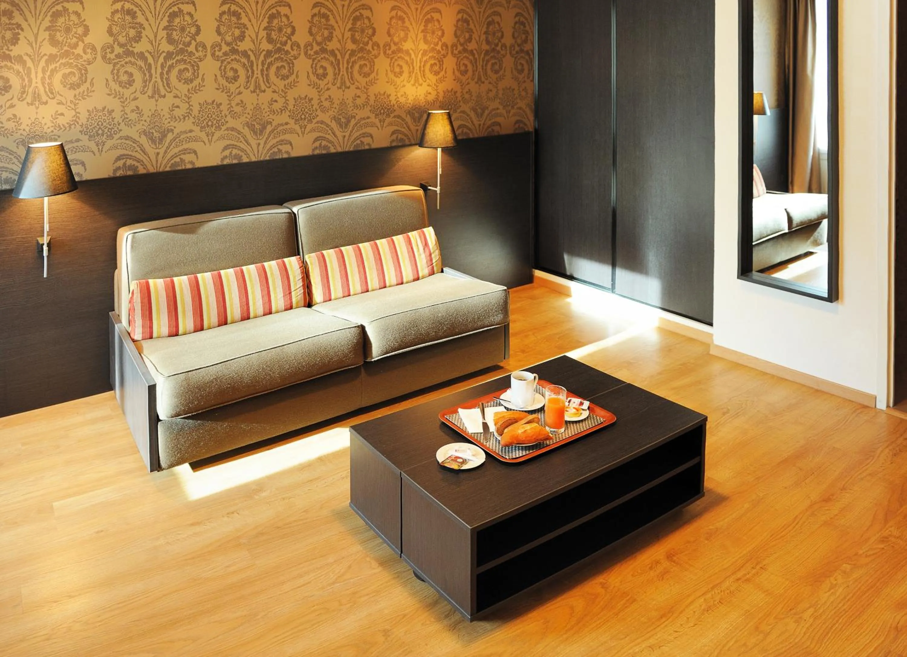 Living room, Bed in Residhome Metz Lorraine