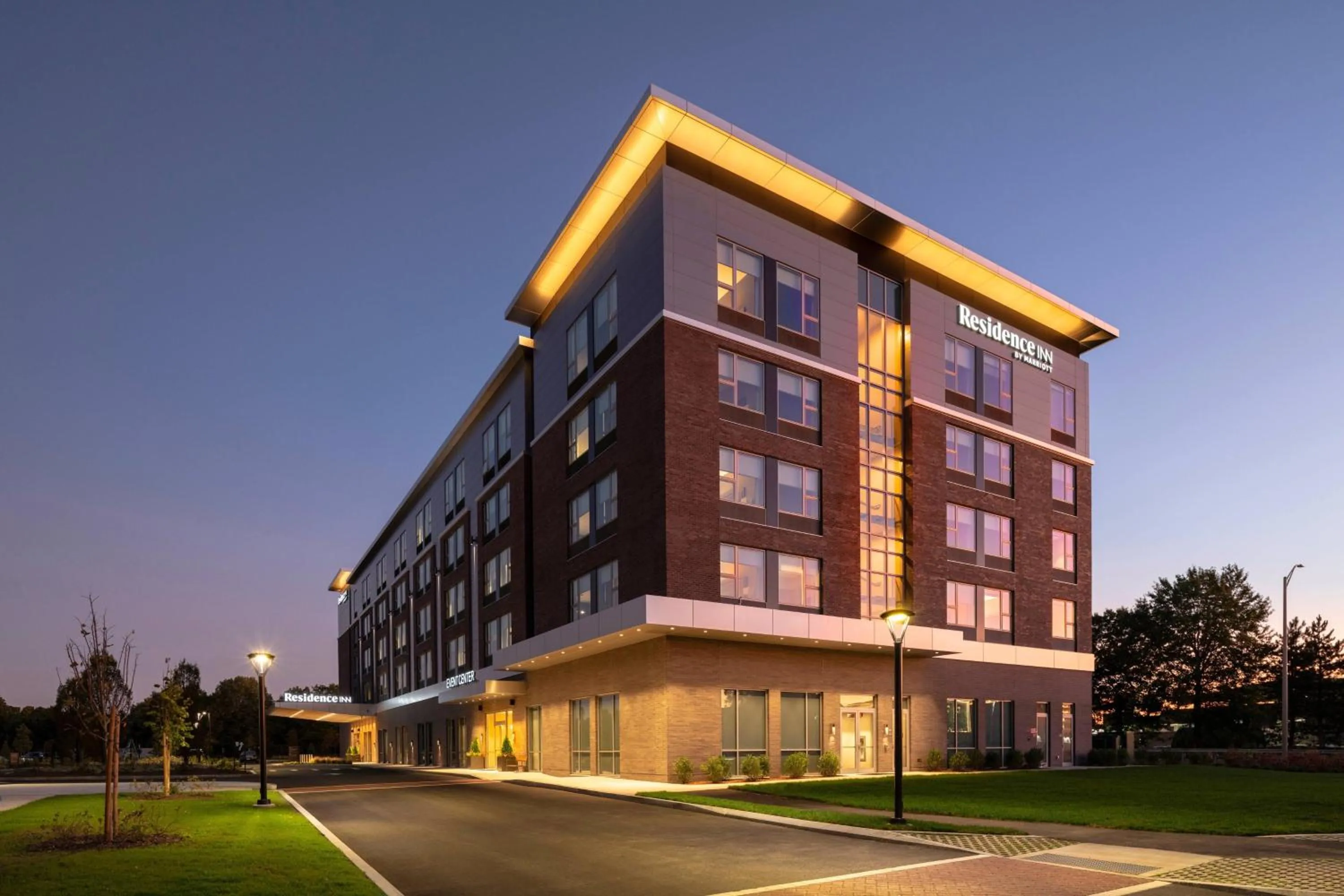 Property building in Residence Inn by Marriott Boston Natick