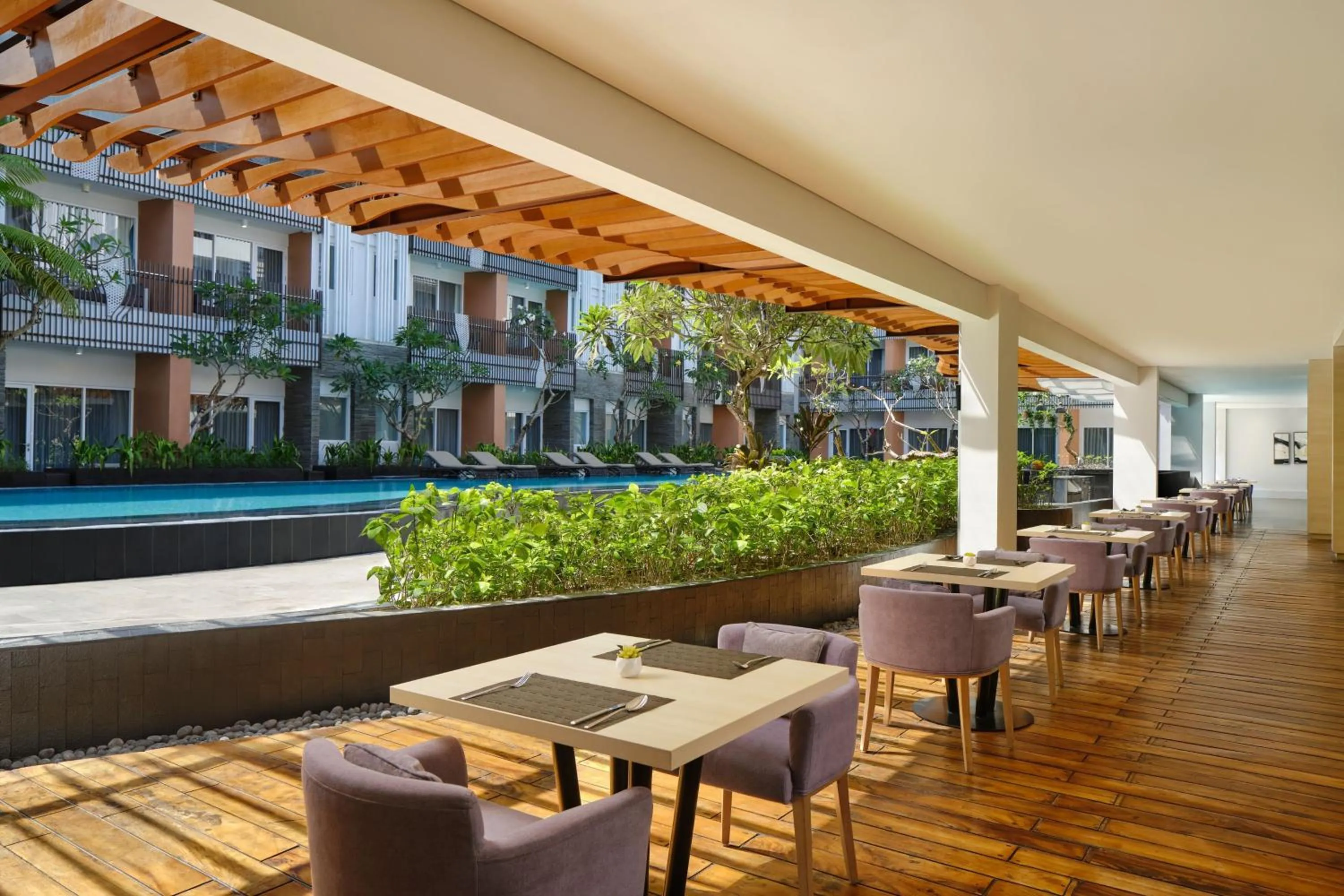 Restaurant/places to eat in Fairfield by Marriott Bali Kuta Sunset Road