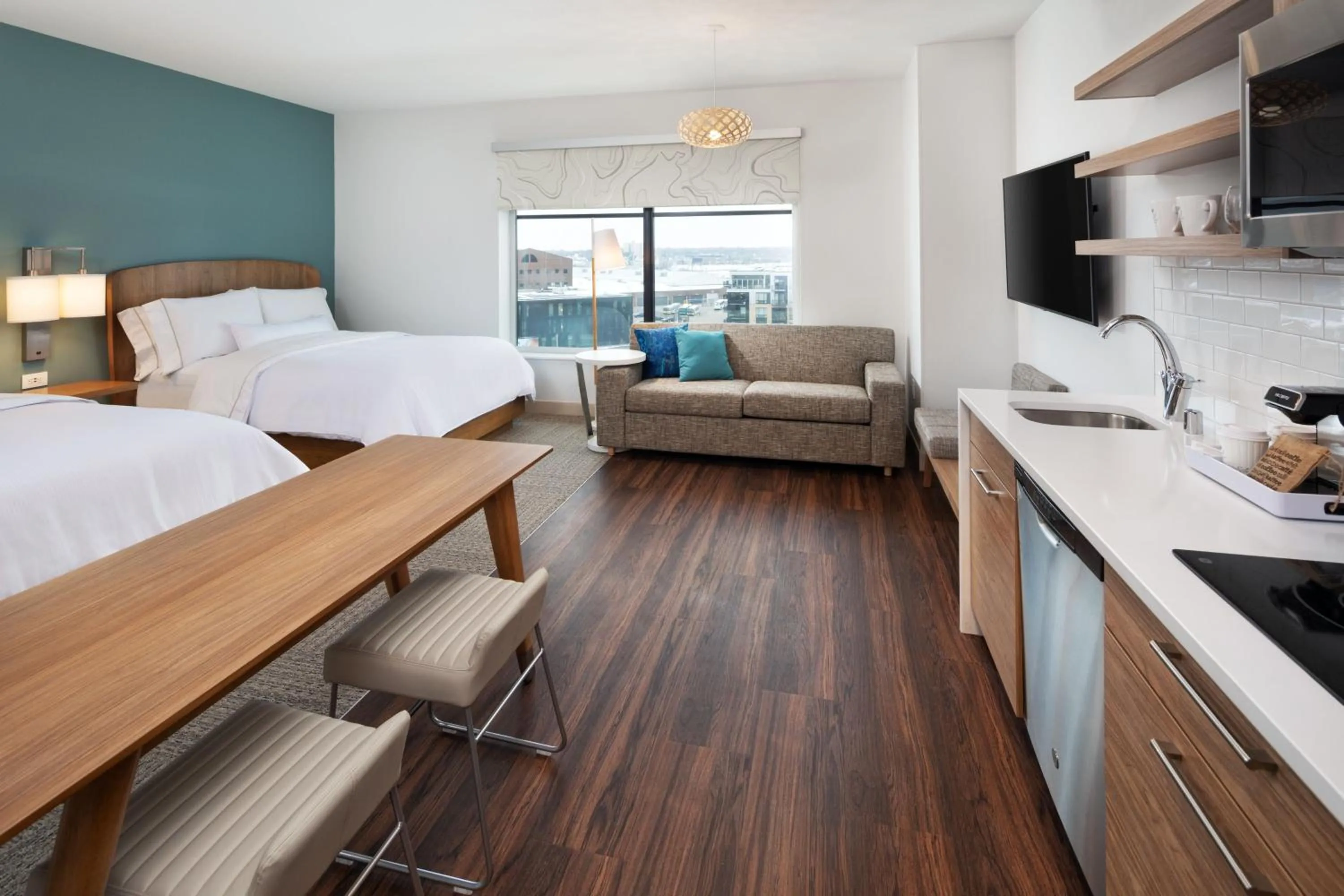 Photo of the whole room, Bed in Element Minneapolis Downtown North Loop