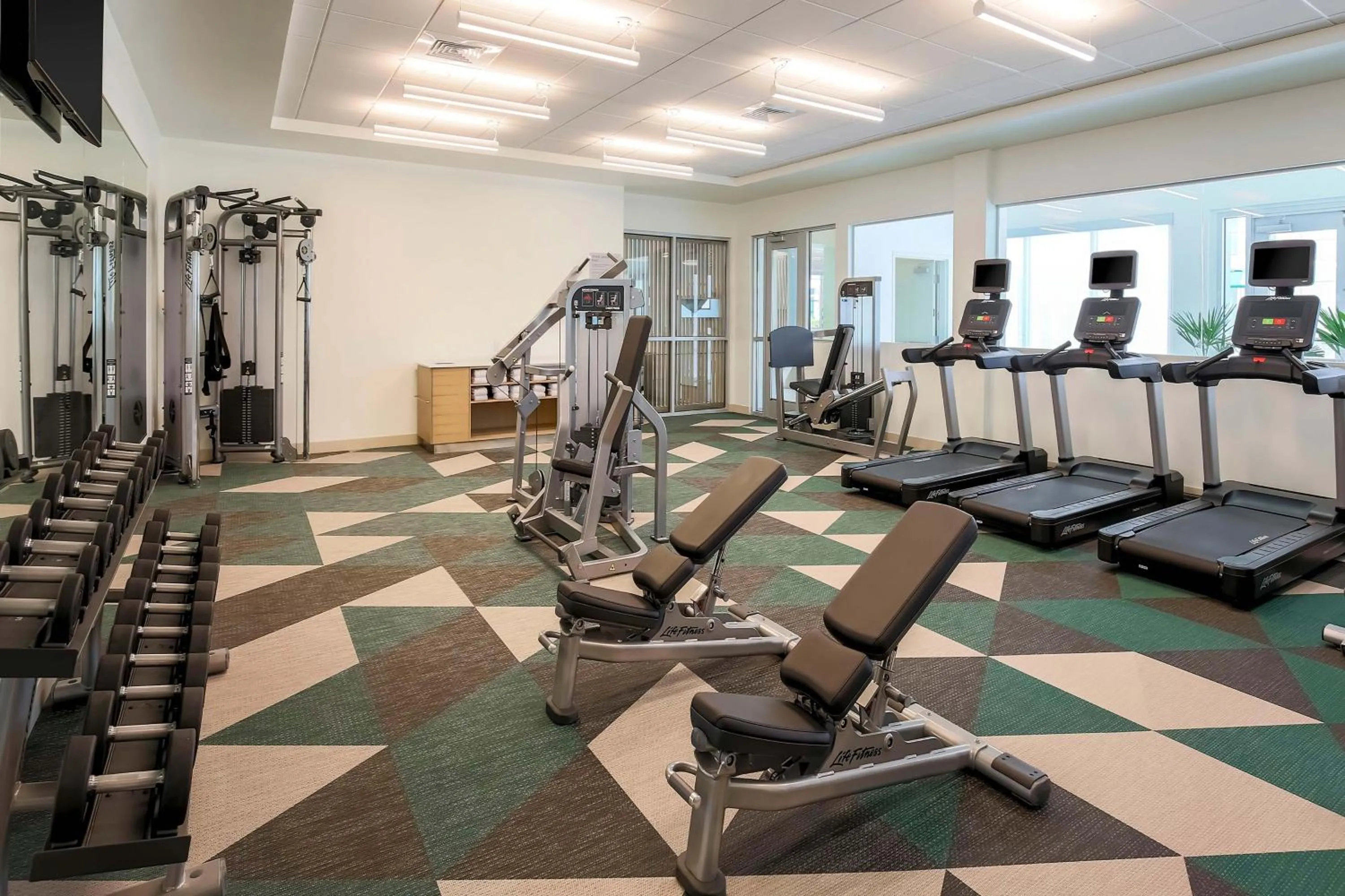 Fitness centre/facilities in Element Ontario Rancho Cucamonga
