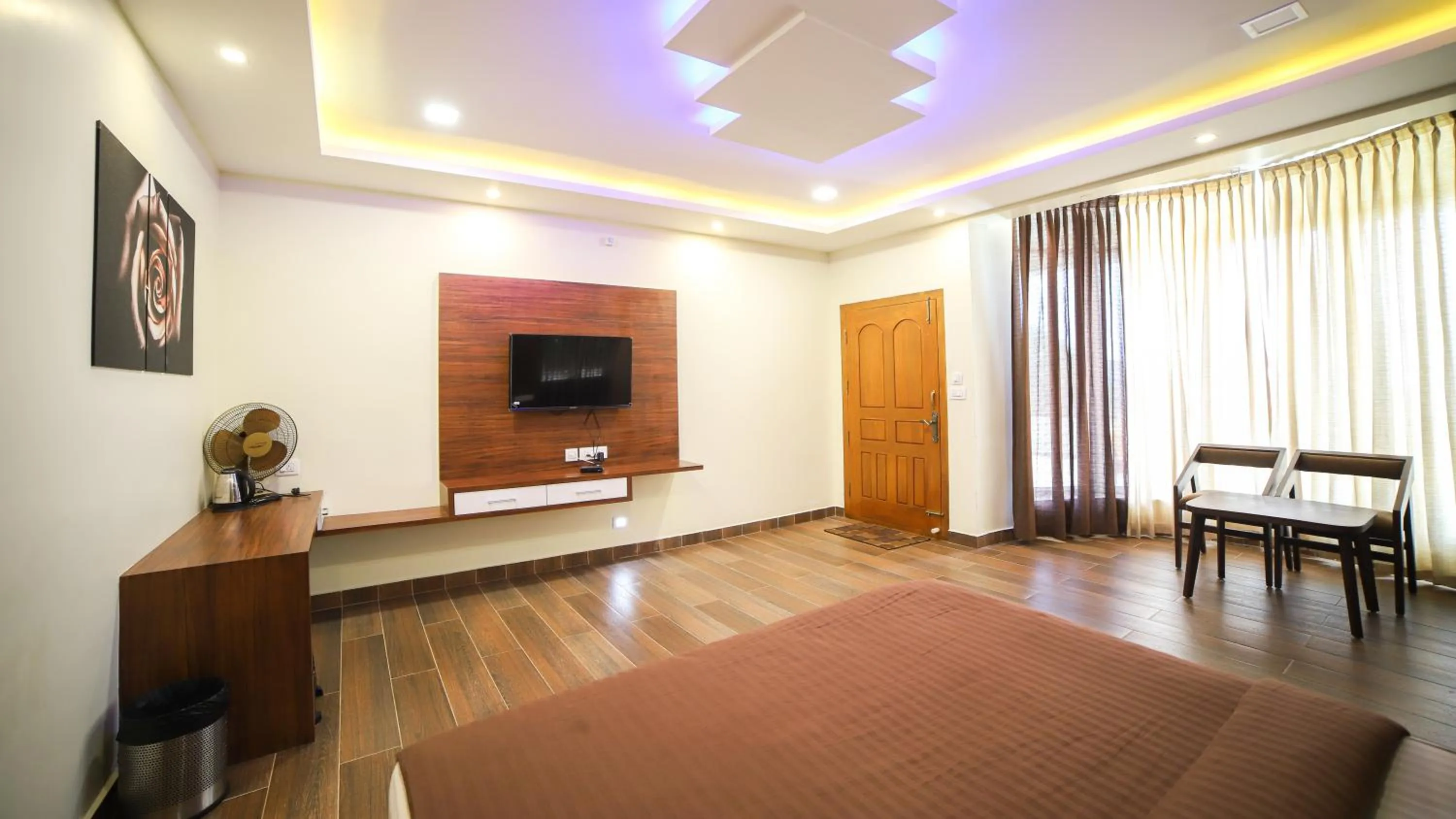 Living room, Bed in Aira Residency Kothagiri by Lexstays