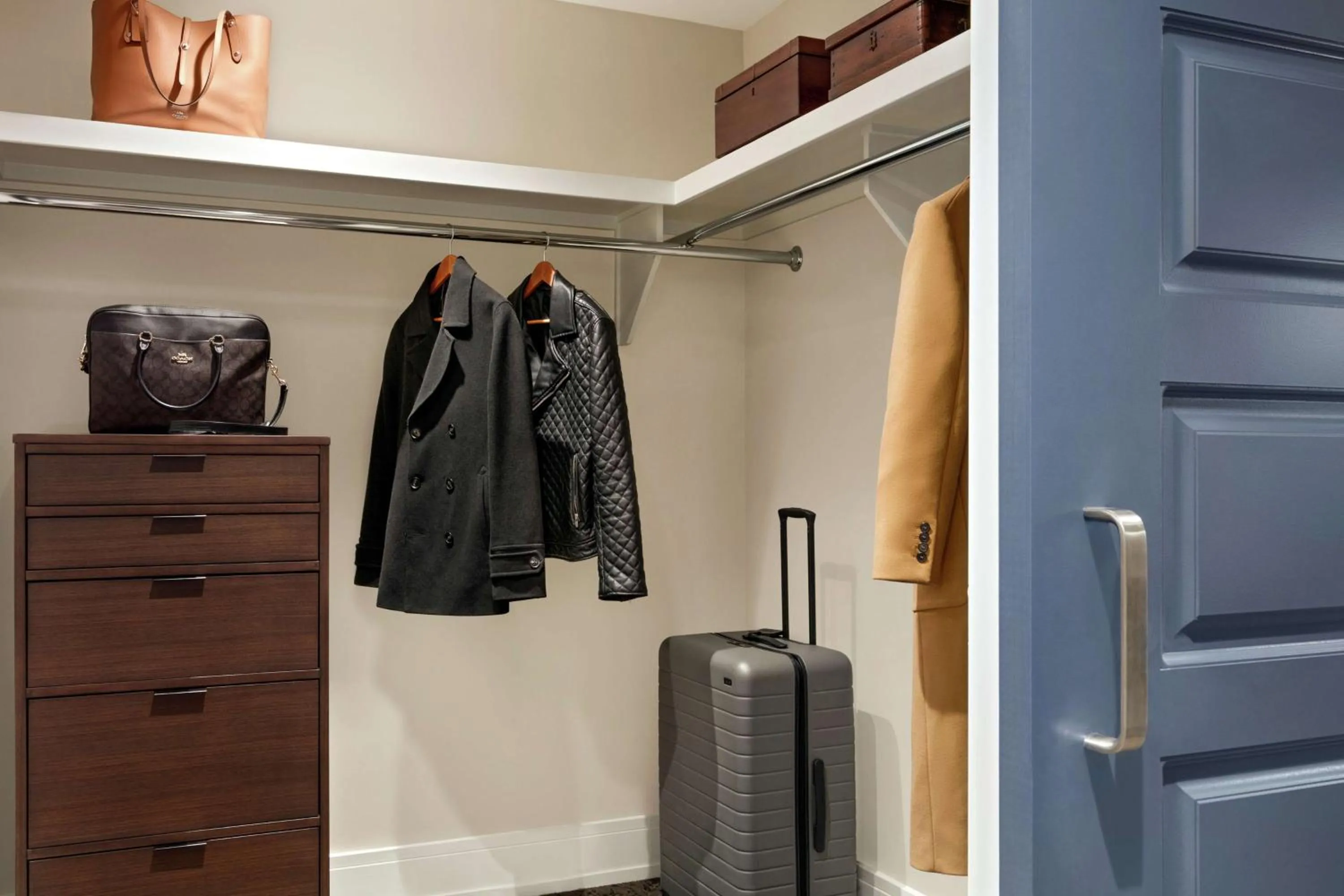 Photo of the whole room in The Harpeth Franklin Downtown, Curio Collection by Hilton