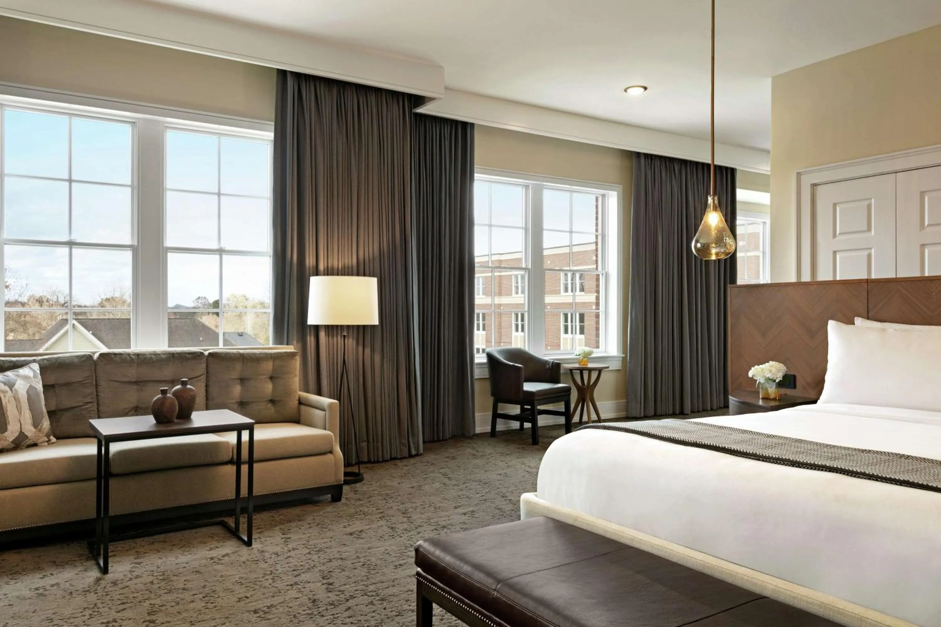 Bed in The Harpeth Franklin Downtown, Curio Collection by Hilton