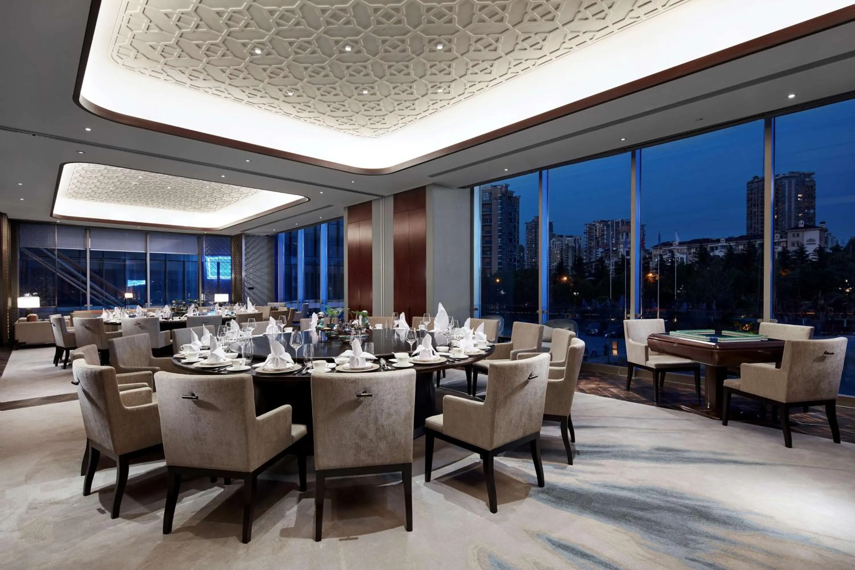 Restaurant/places to eat in Hilton Guiyang