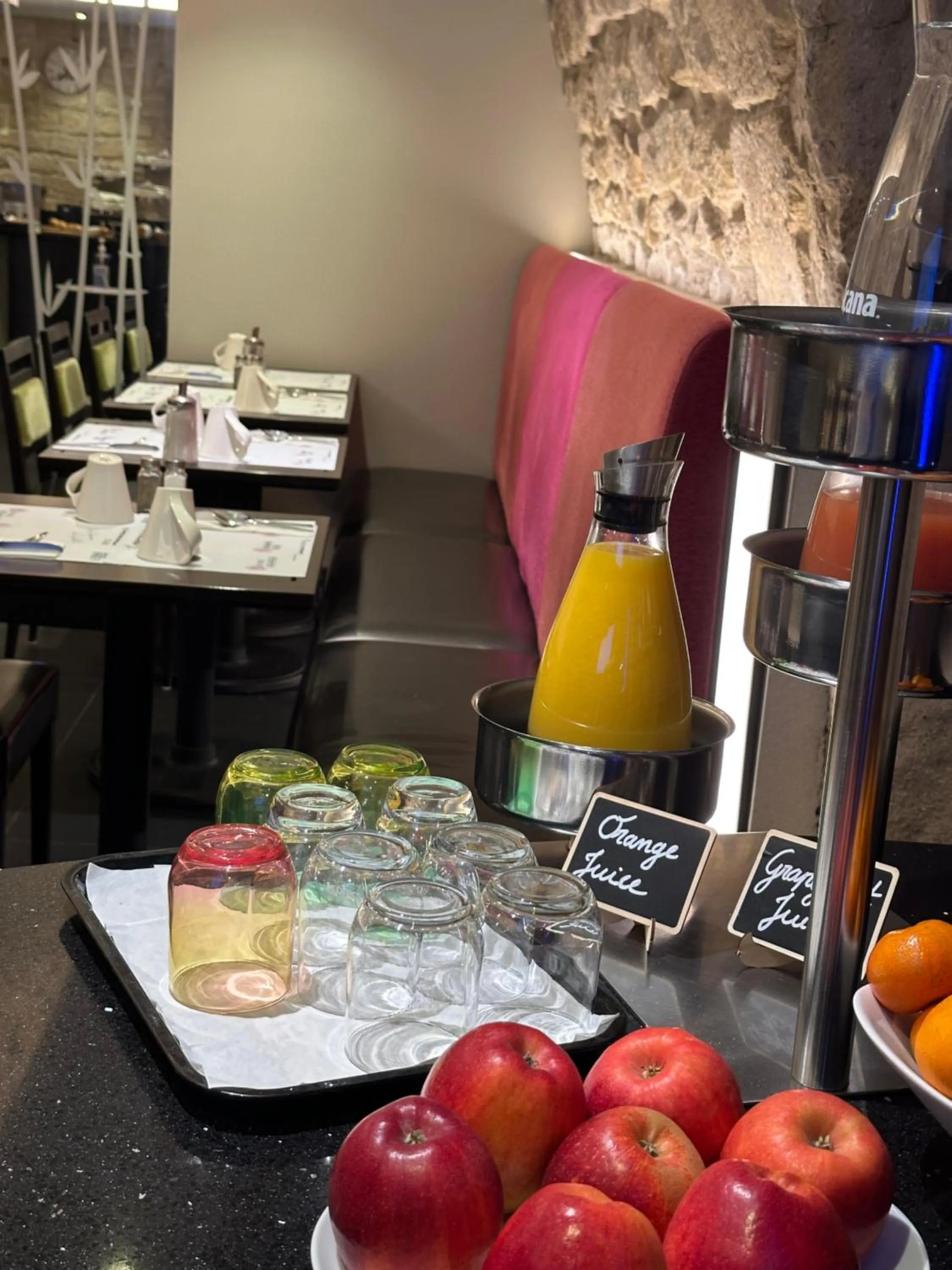 Breakfast in Hôtel Du Vieux Saule