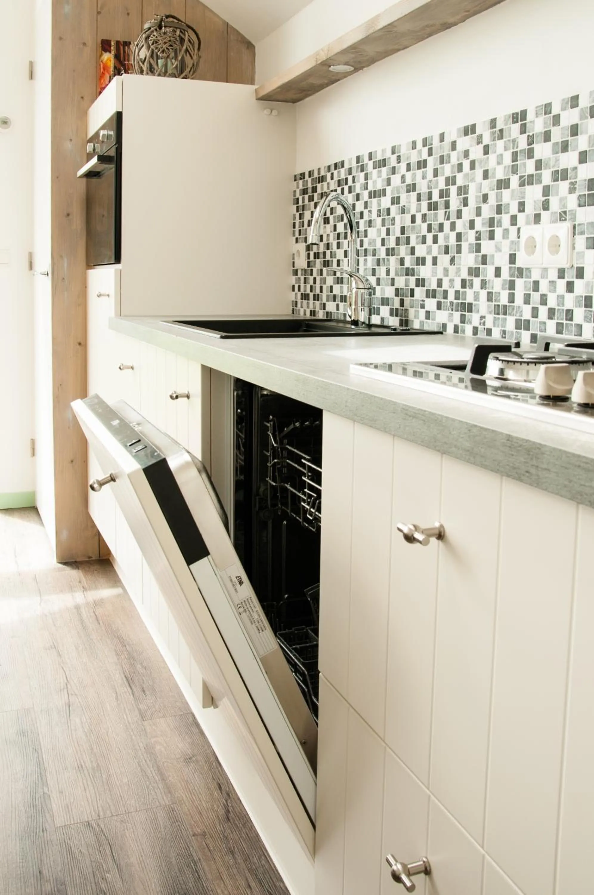 Kitchen or kitchenette in Beleef het Noorden