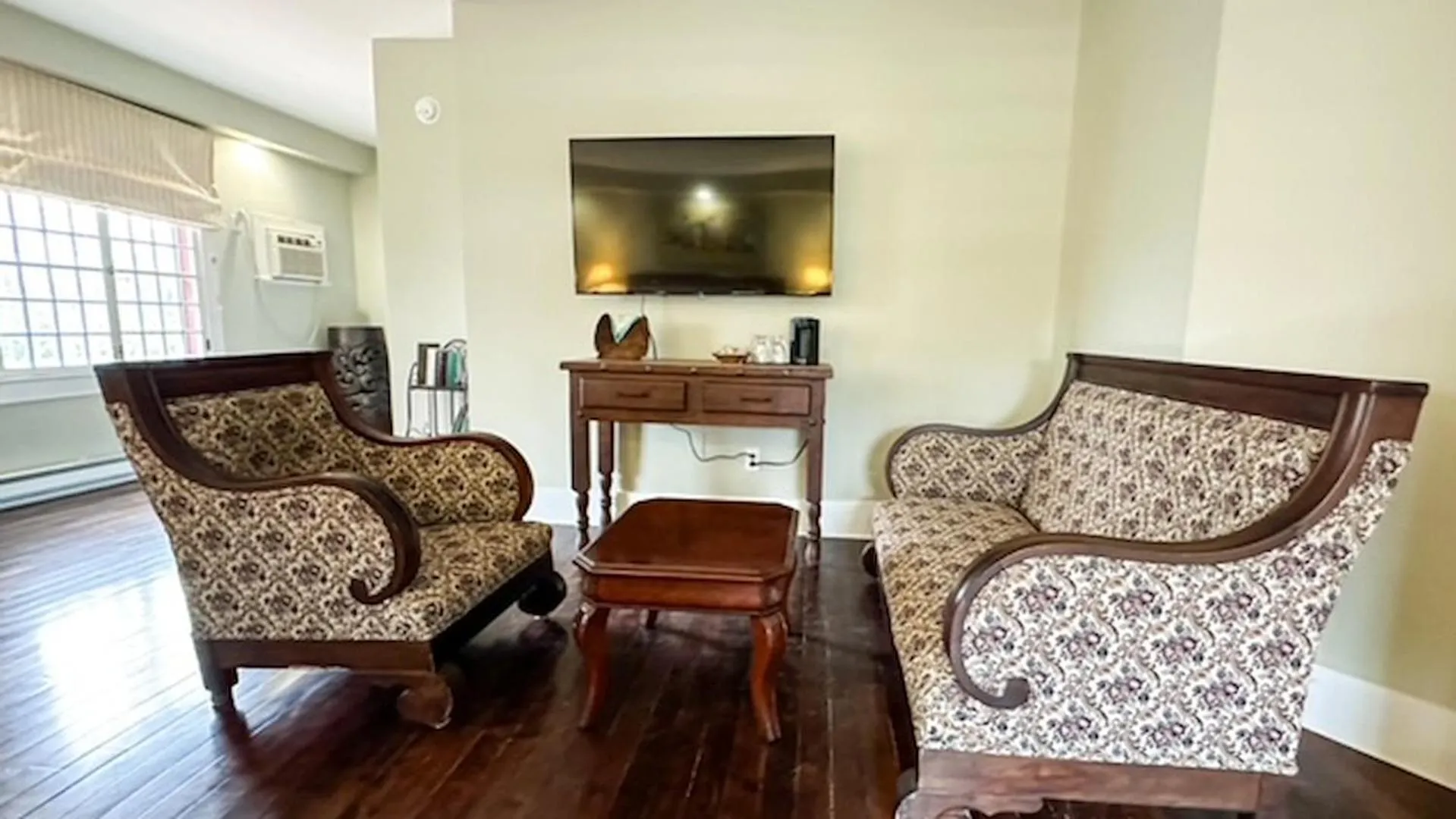 Pathsaala Inn & Restaurant