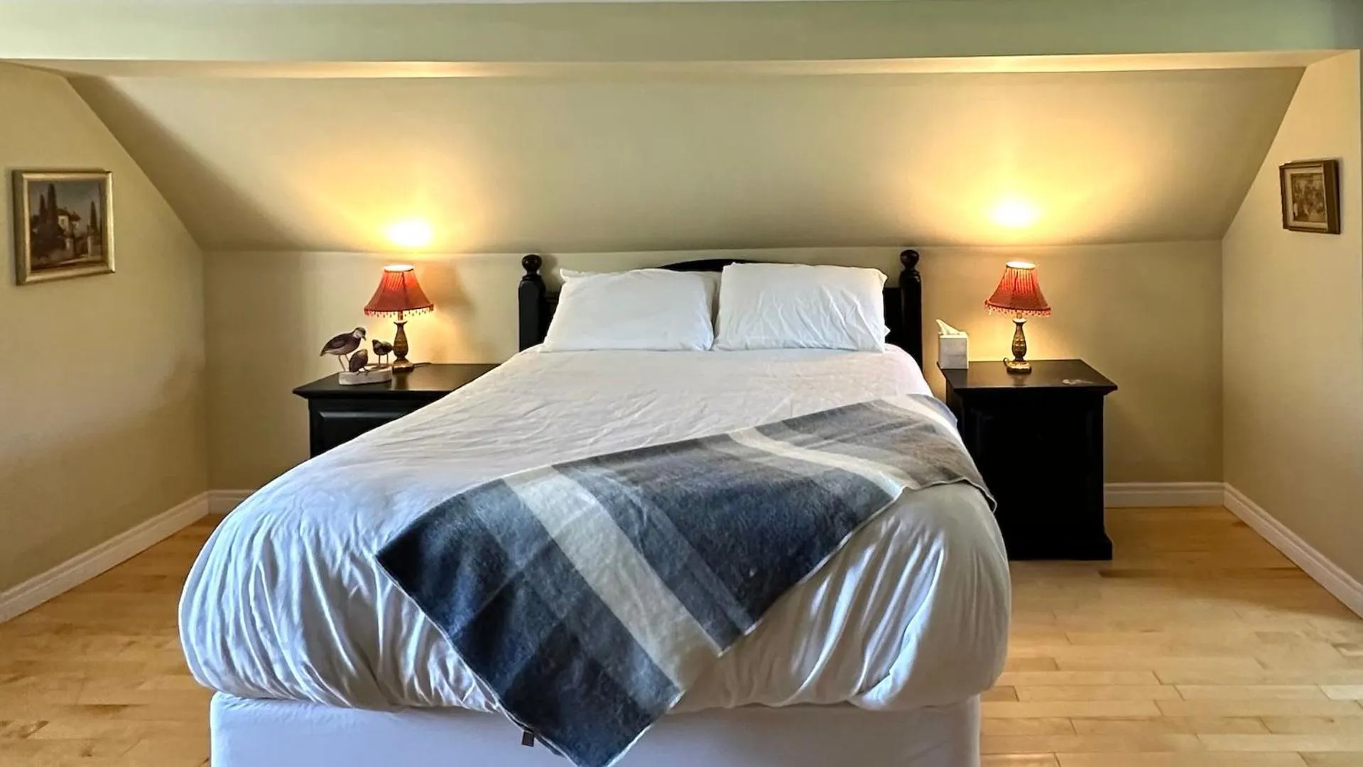 Pathsaala Inn & Restaurant