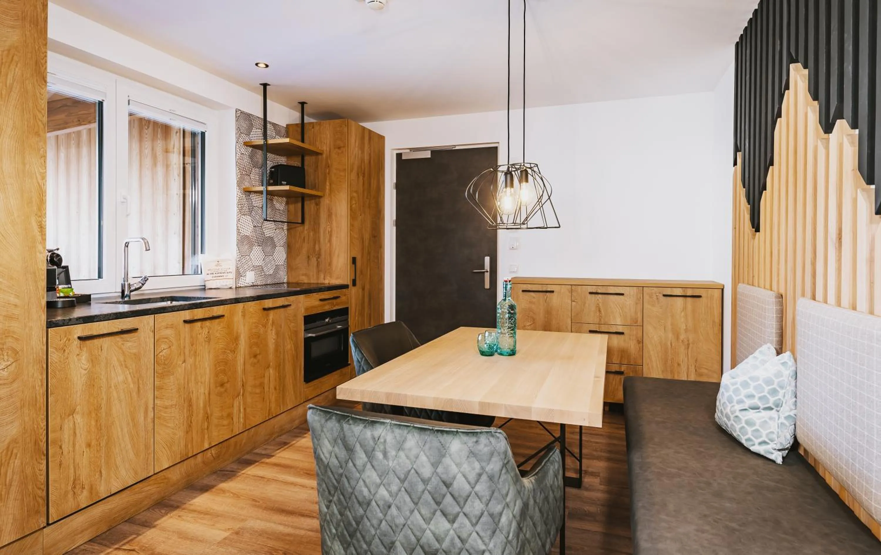 Kitchen or kitchenette in Elements Resort Zell am See BW Signature Collection