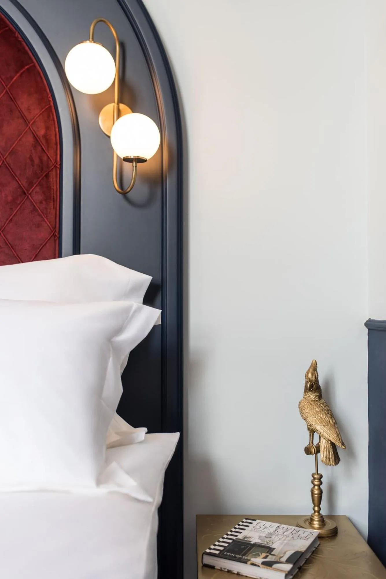 Bed in Elmina Hotel Jaffa