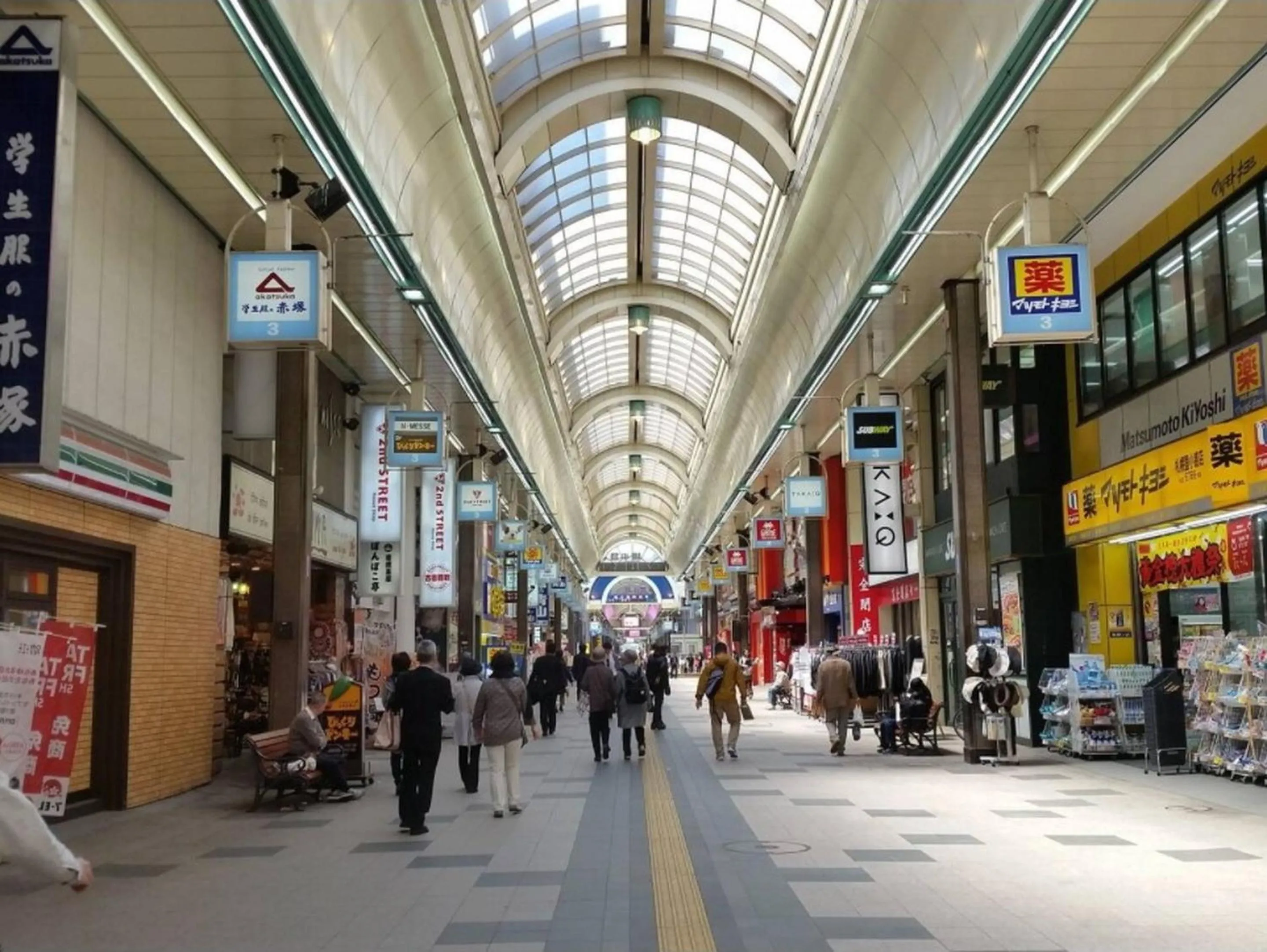 Entertainment in Cozy and Convenient Royal heights