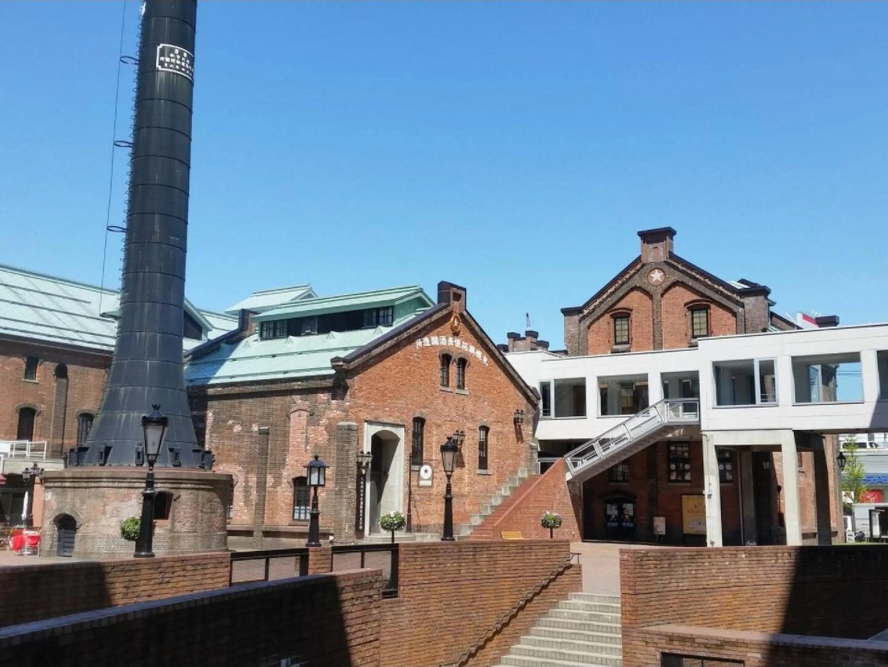 Activities in Cozy and Convenient Royal heights