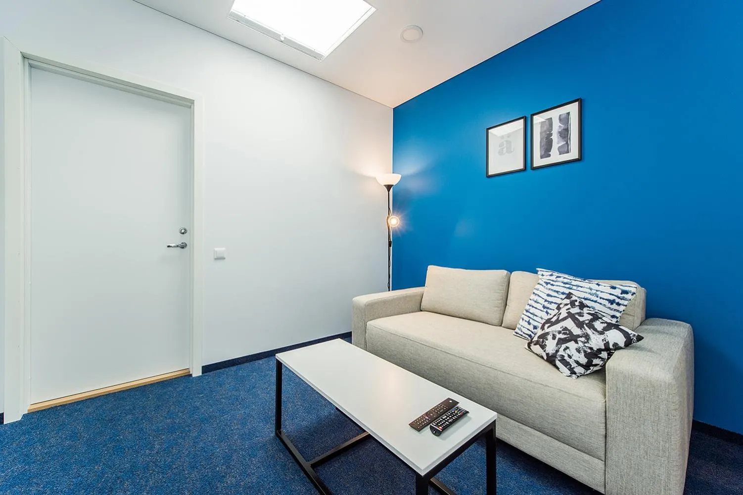 Photo of the whole room in Zaliakalnio terasos apartamentai