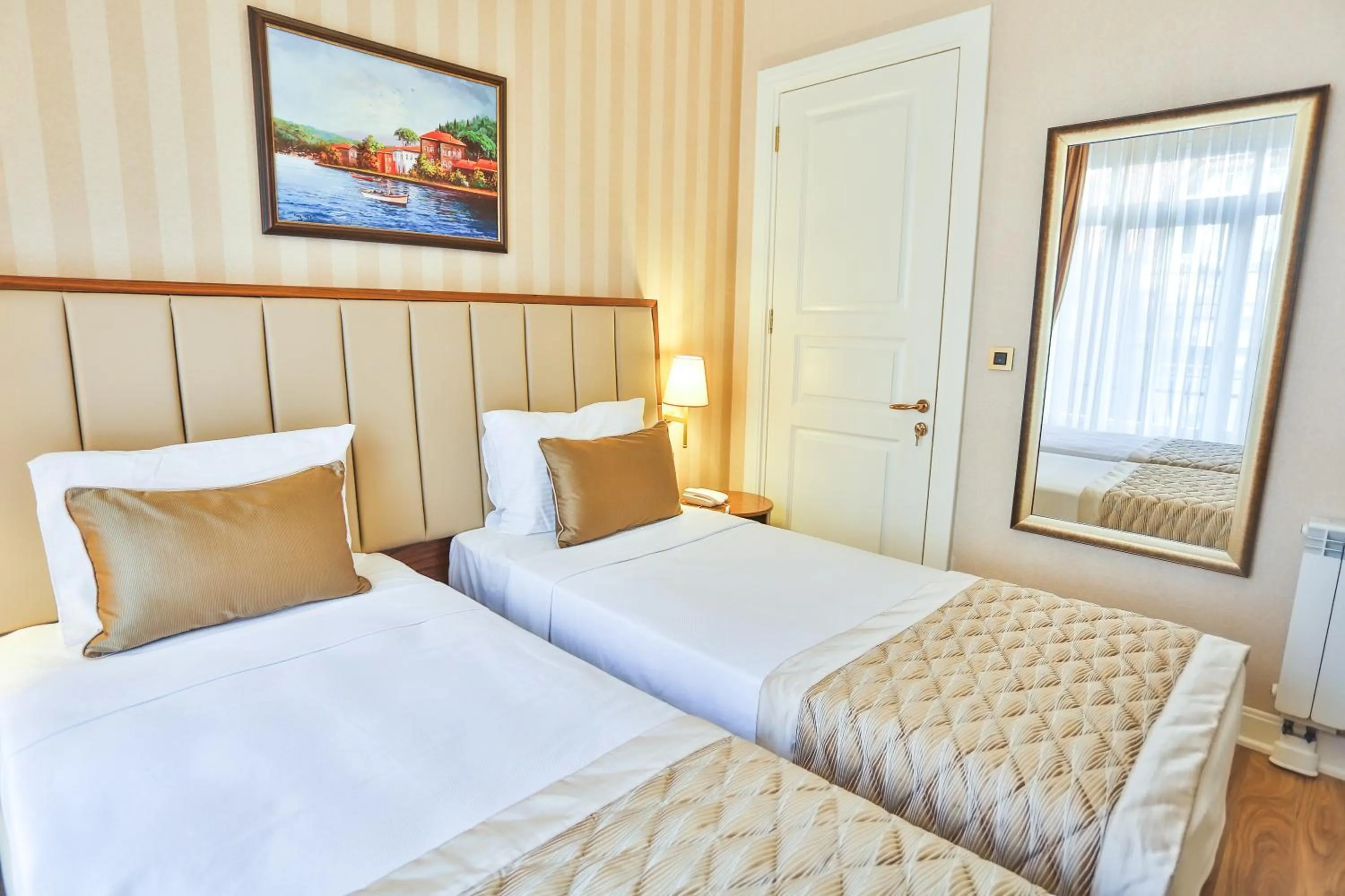 Bed in HANENDE HOTEL