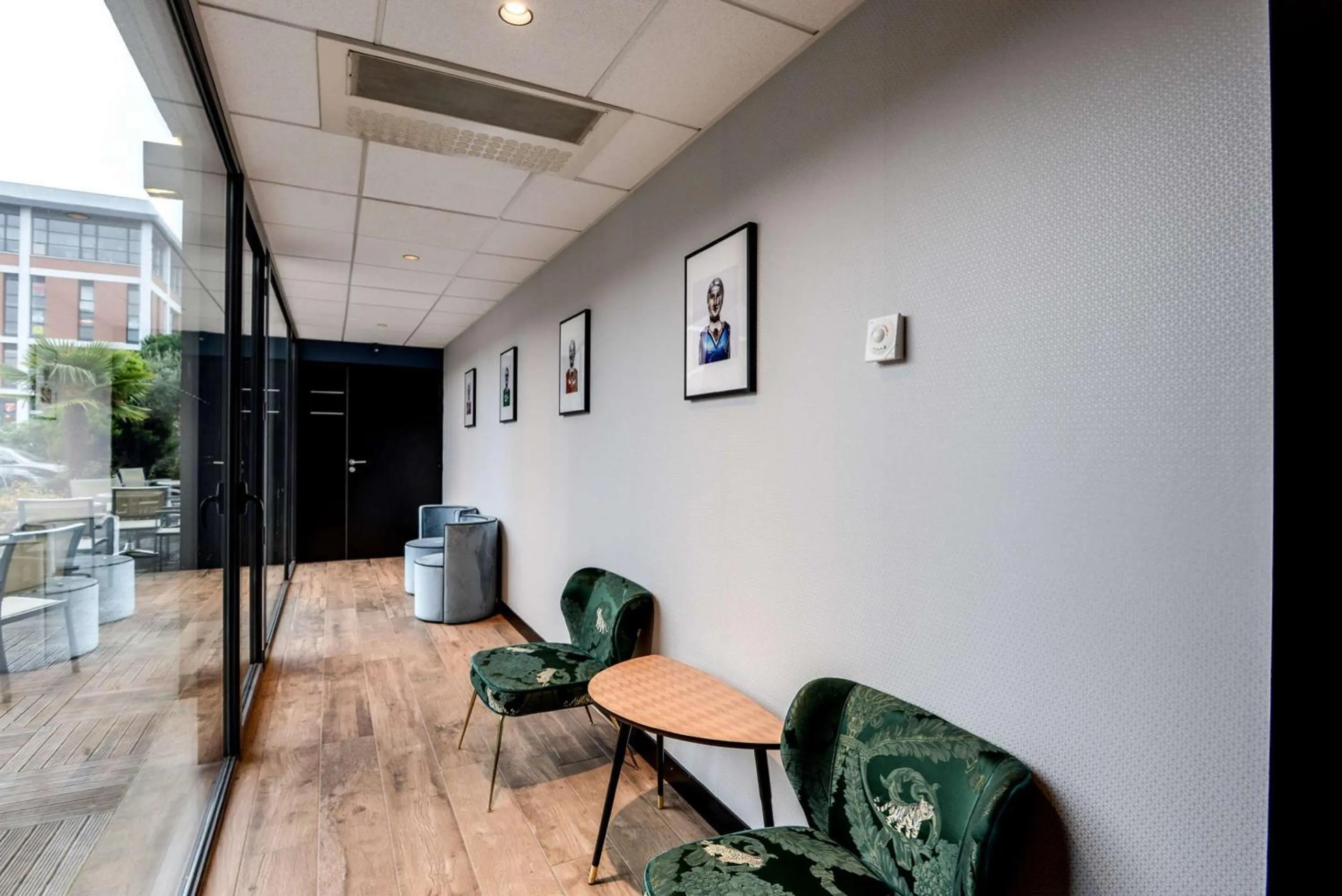 Lobby or reception in Brit Hotel Du Stade Rennes Ouest