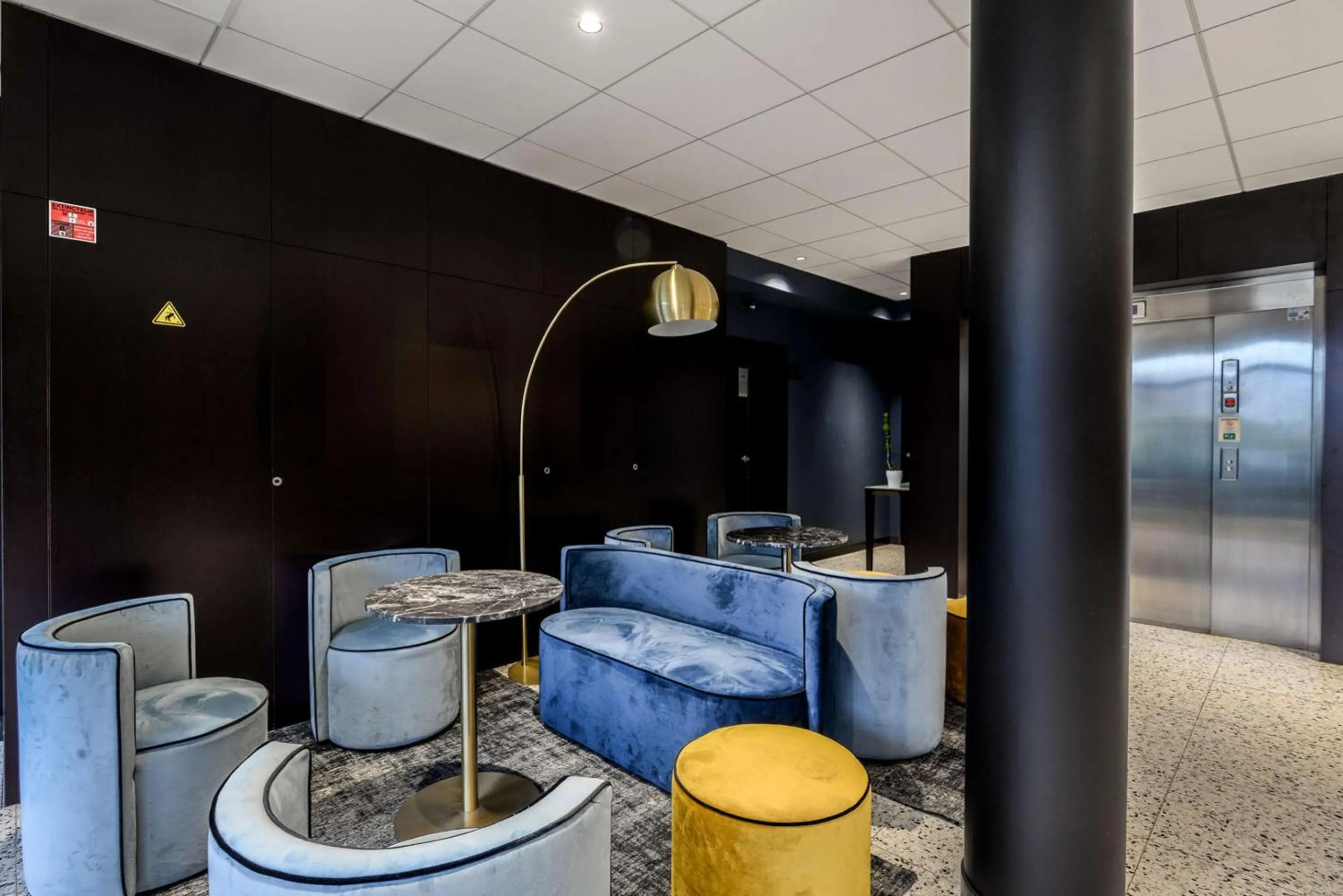 Lobby or reception in Brit Hotel Du Stade Rennes Ouest