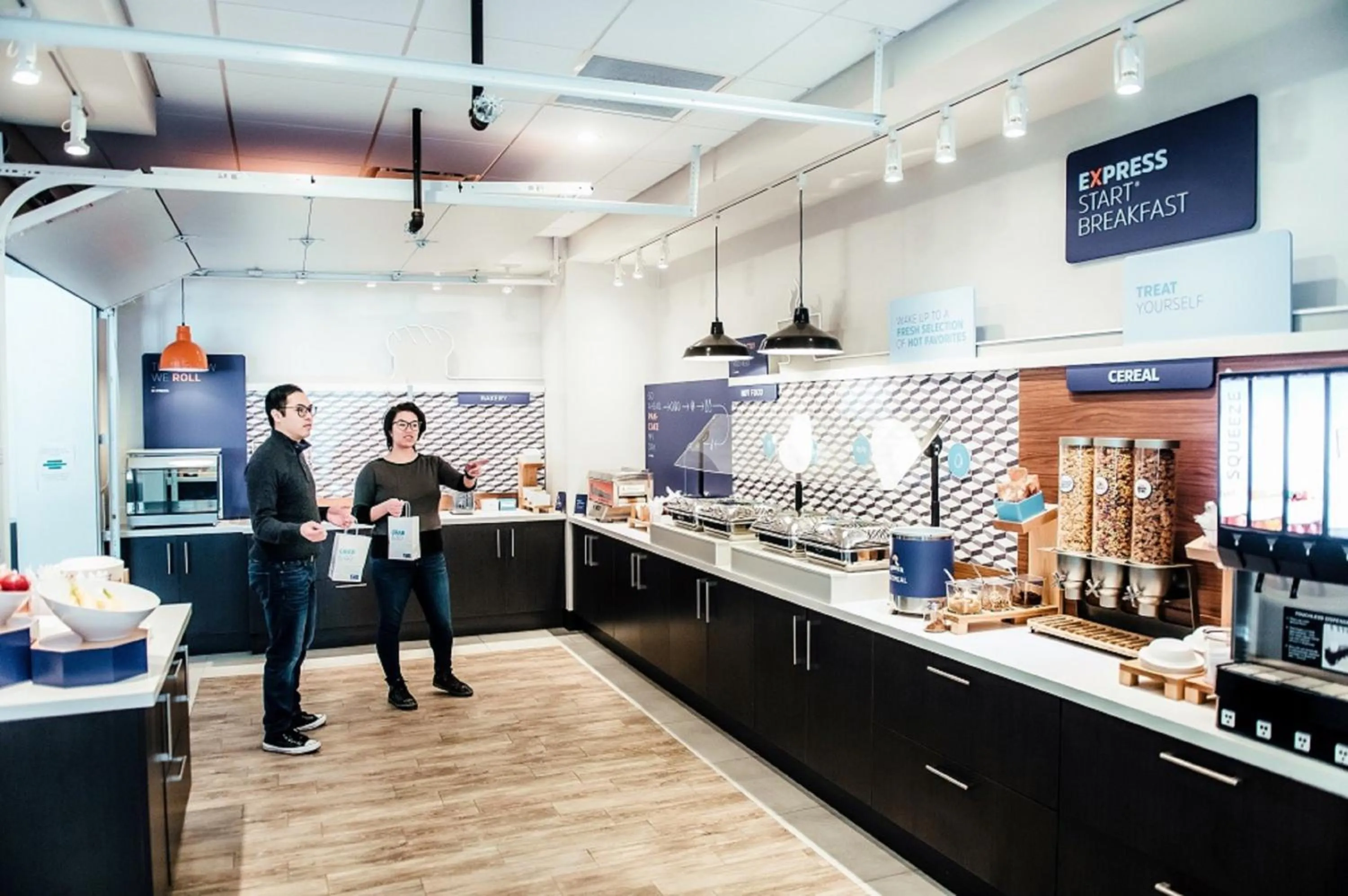 Breakfast in Holiday Inn Express - Sarnia - Point Edward by IHG