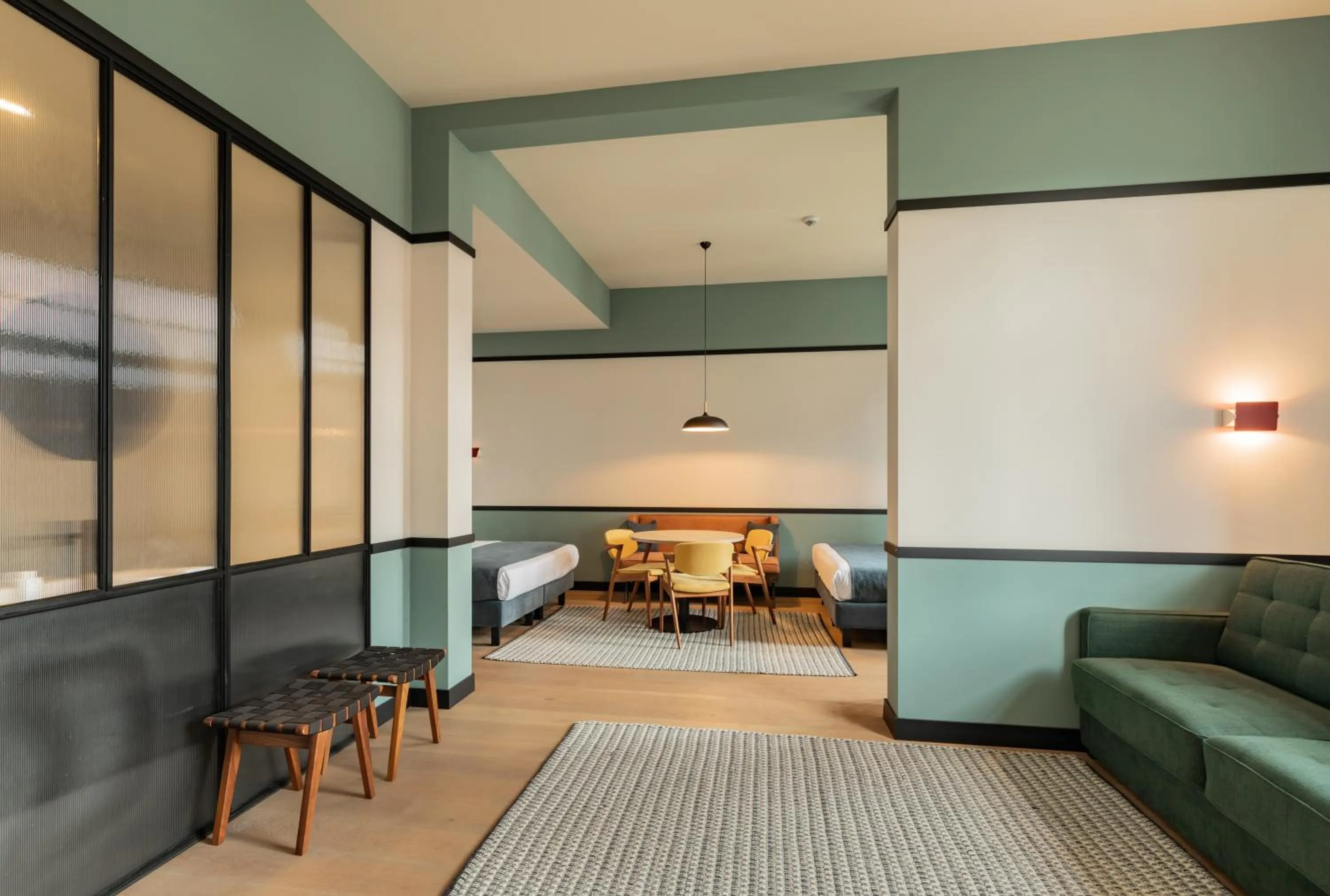 Family in Getaway Studios Gent