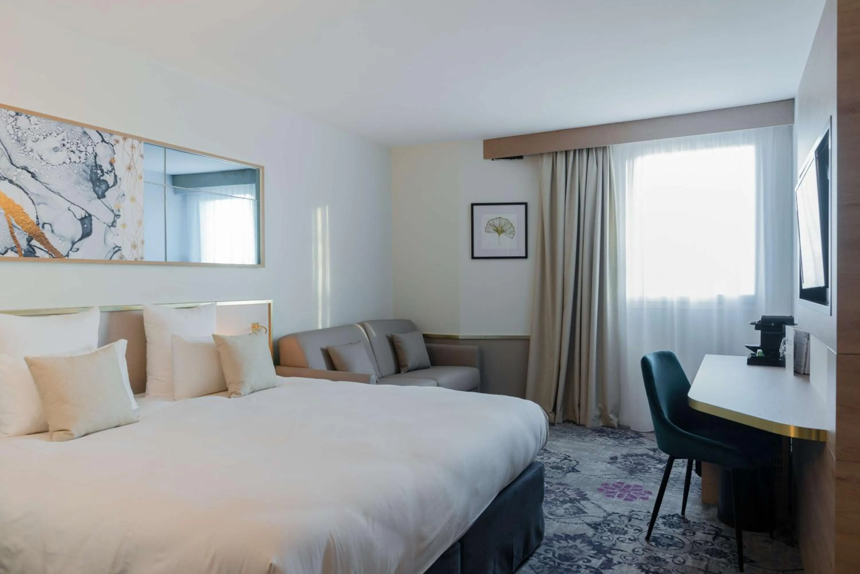 Bedroom, Bed in Brit Hotel Orléans St Jean de Braye - L'Antarès