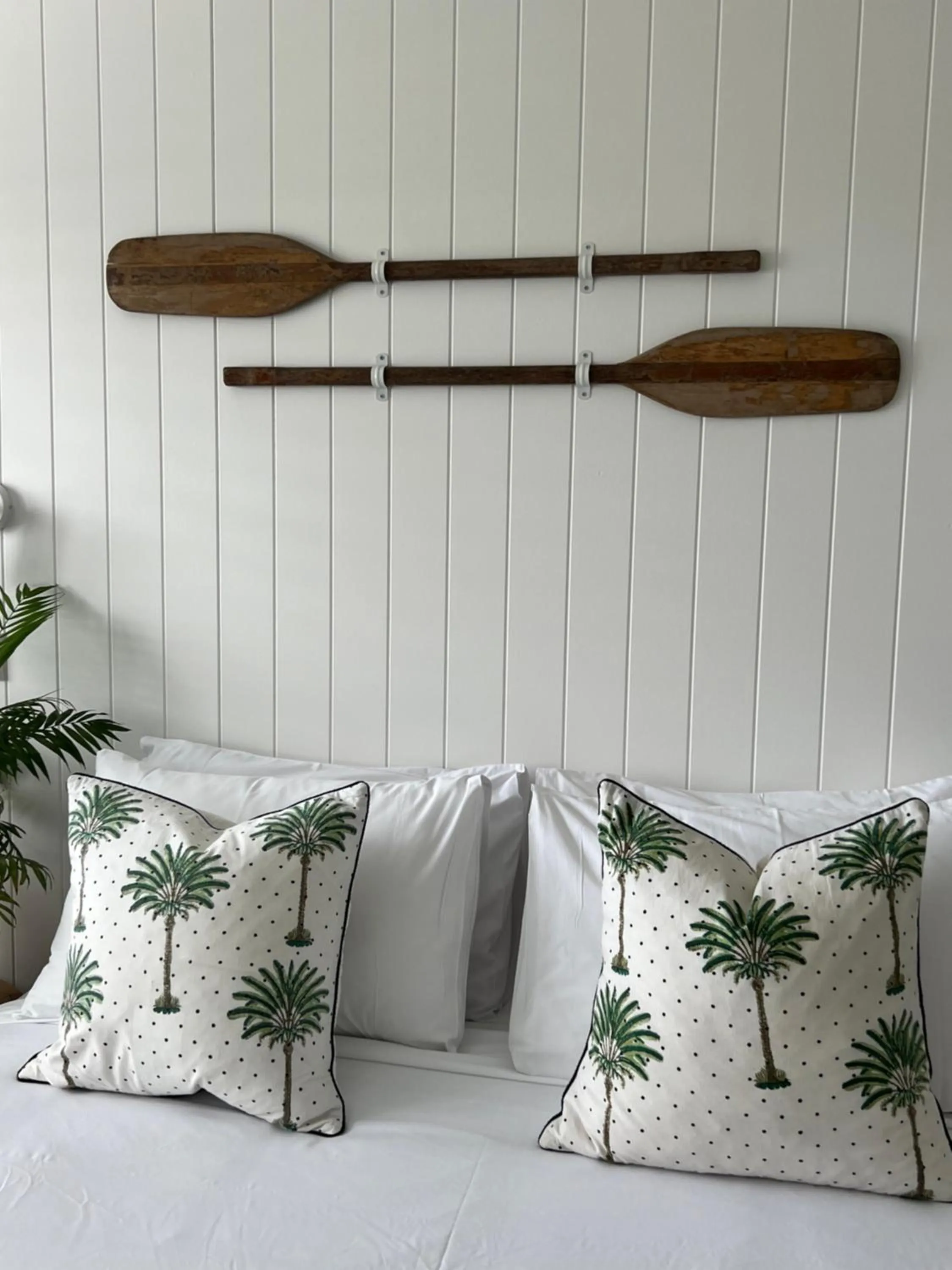 Decorative detail, Bed in Mollymook Seascape Motel and Apartments