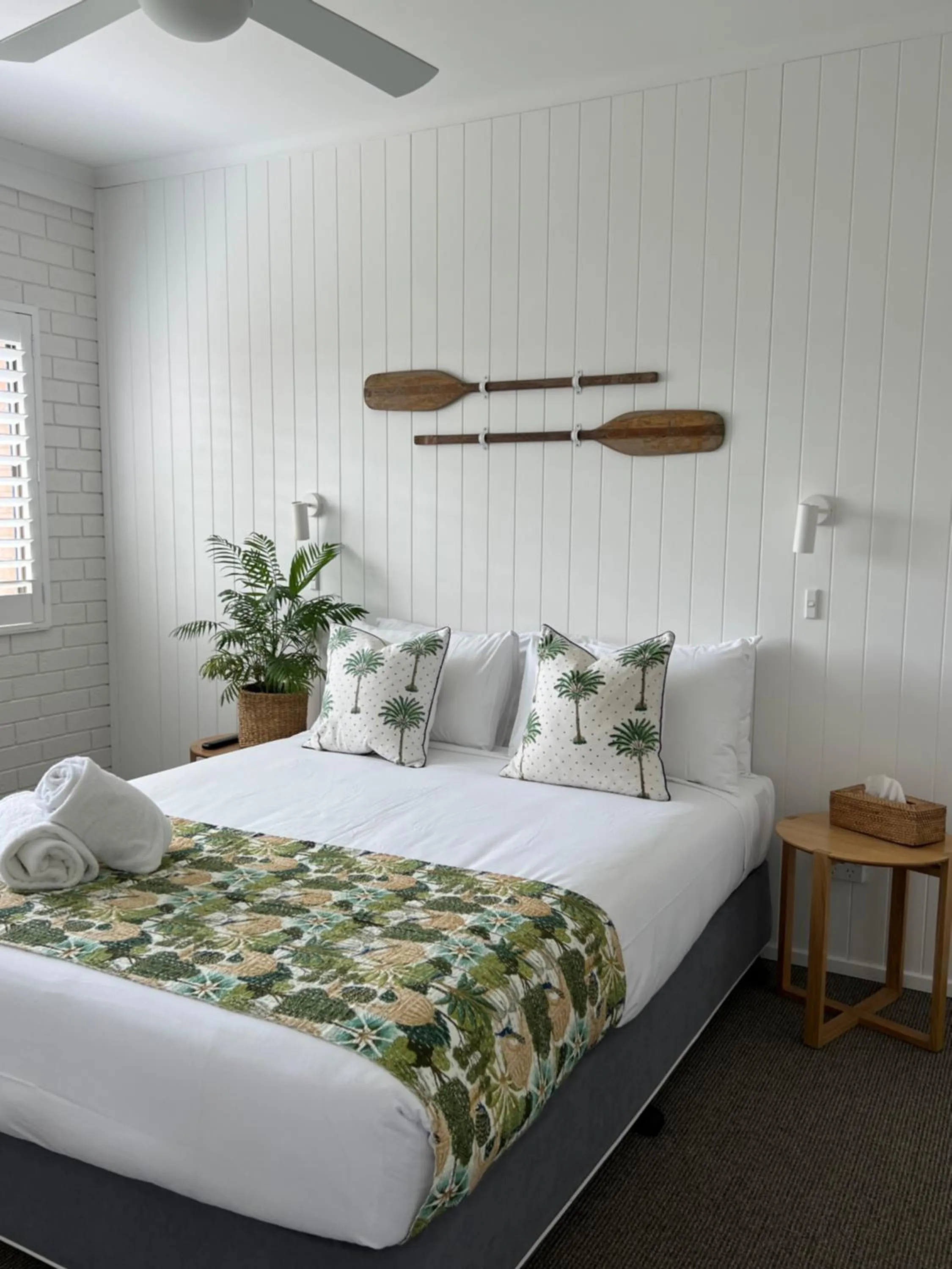 Bedroom, Bed in Mollymook Seascape Motel and Apartments