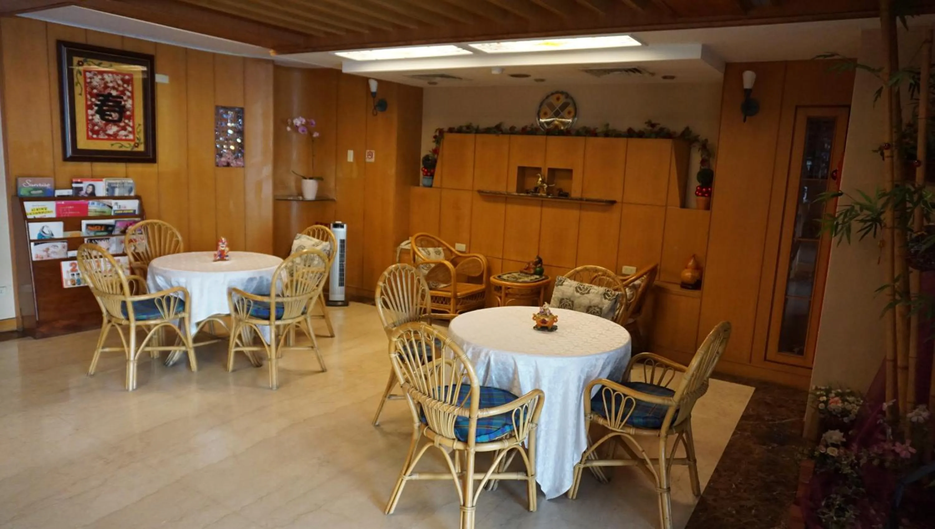 Lobby or reception in 金馬大飯店 Riverside Hotel