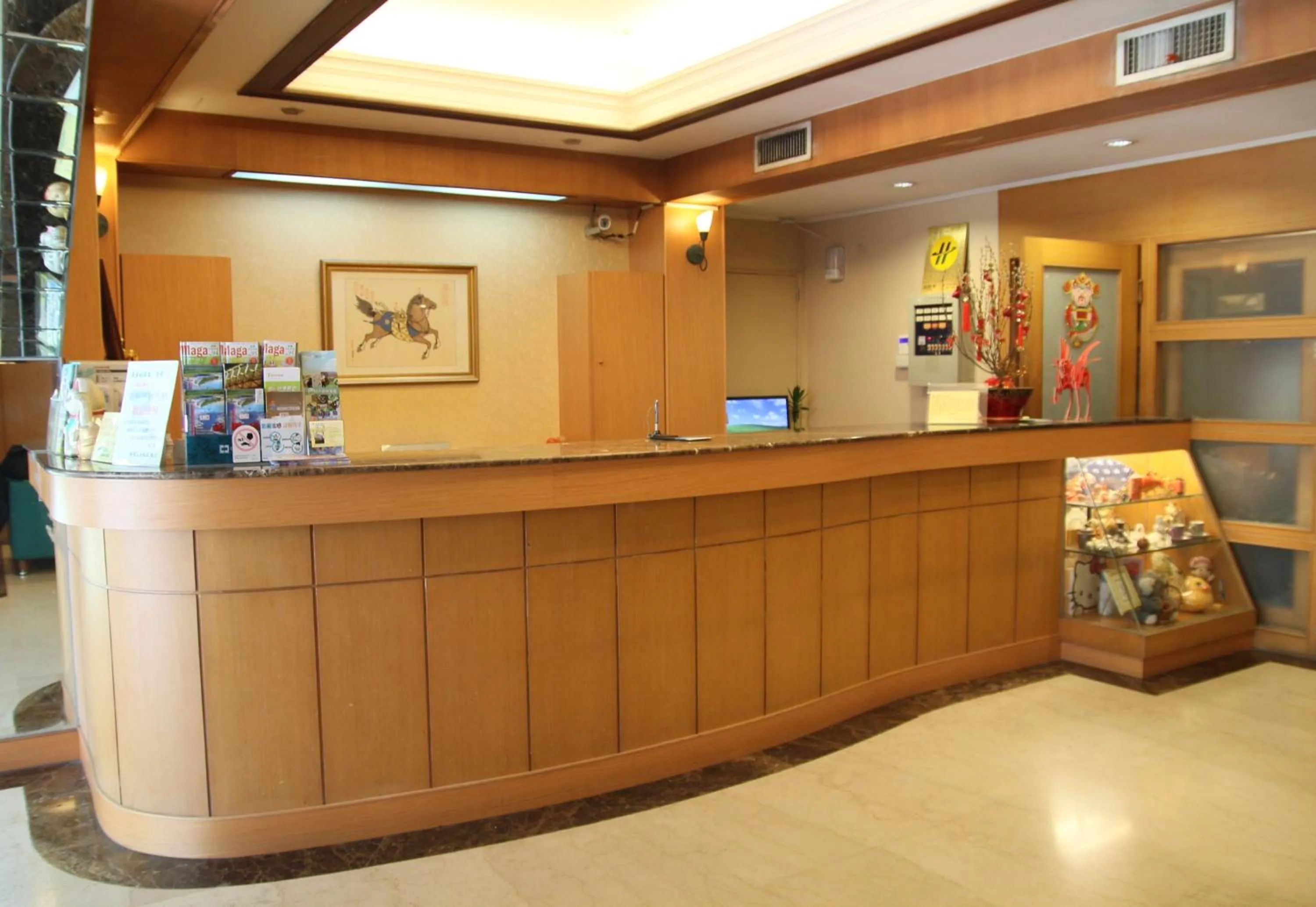 Lobby or reception in 金馬大飯店 Riverside Hotel