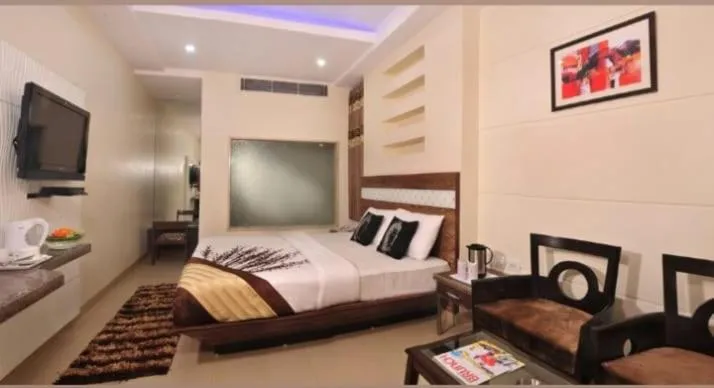 Photo of the whole room, Bed in Hotel Stay Well Dx