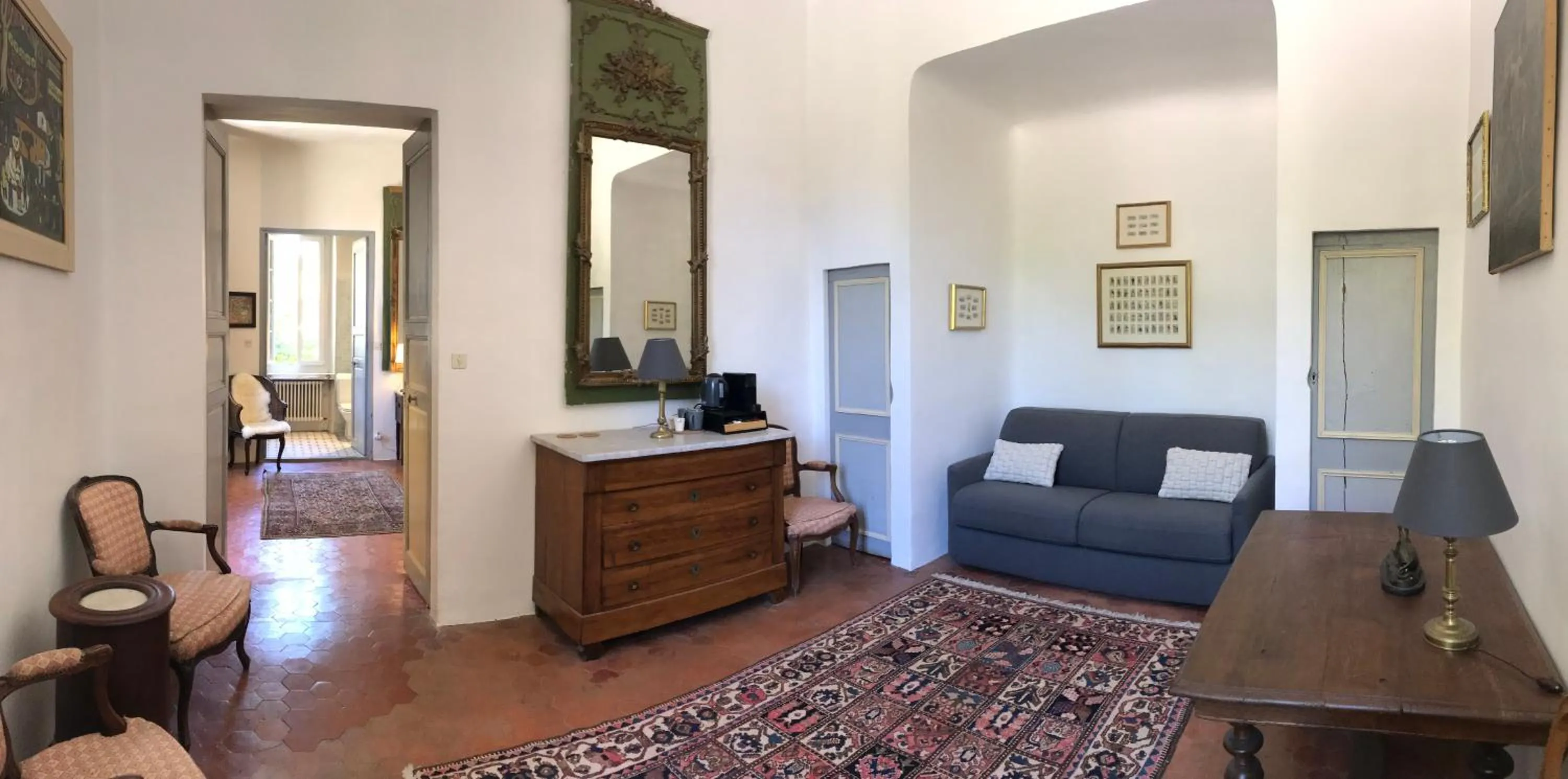 Bed in Château de Saint-Girons - Luxury Guest House in Provence