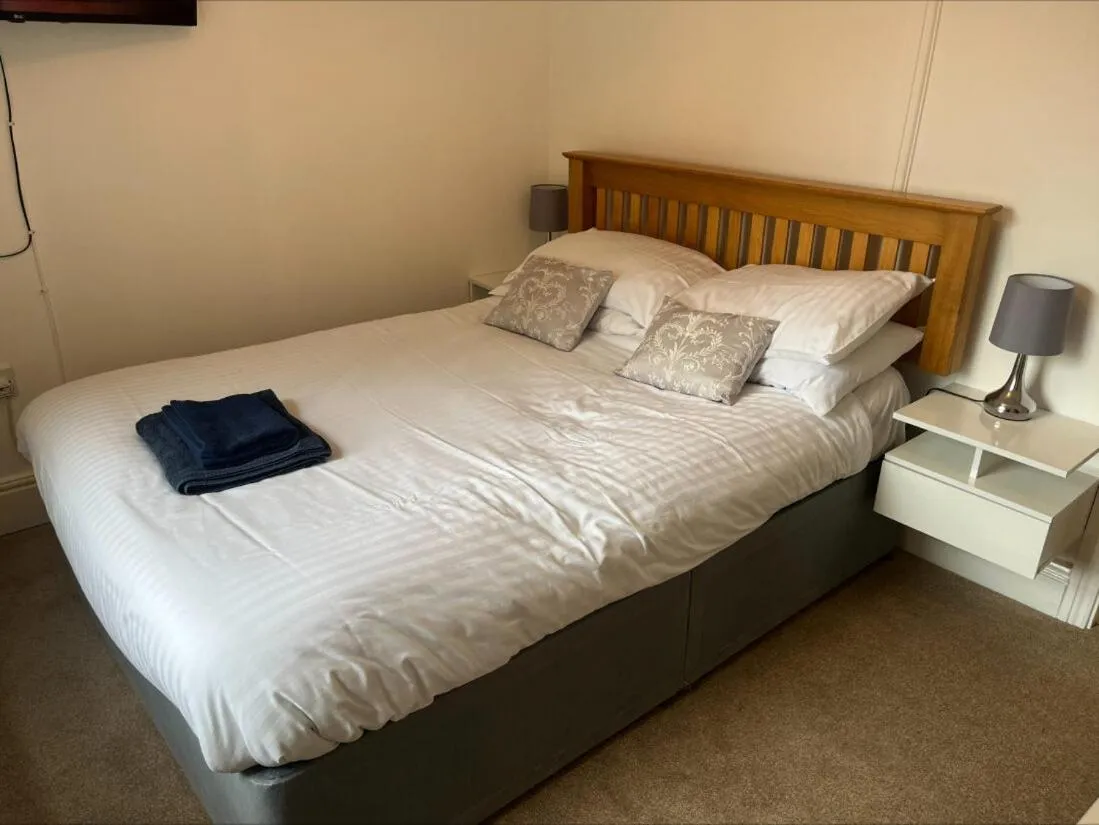 Bed in Trimstone Manor Hotel