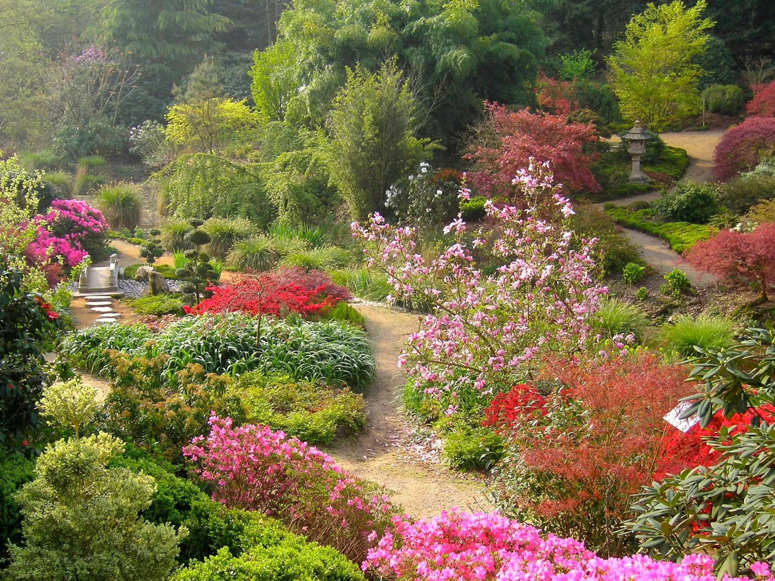 Nearby landmark in The Originals Boutique, Hôtel Le Lion d'Or, Fougères Ouest