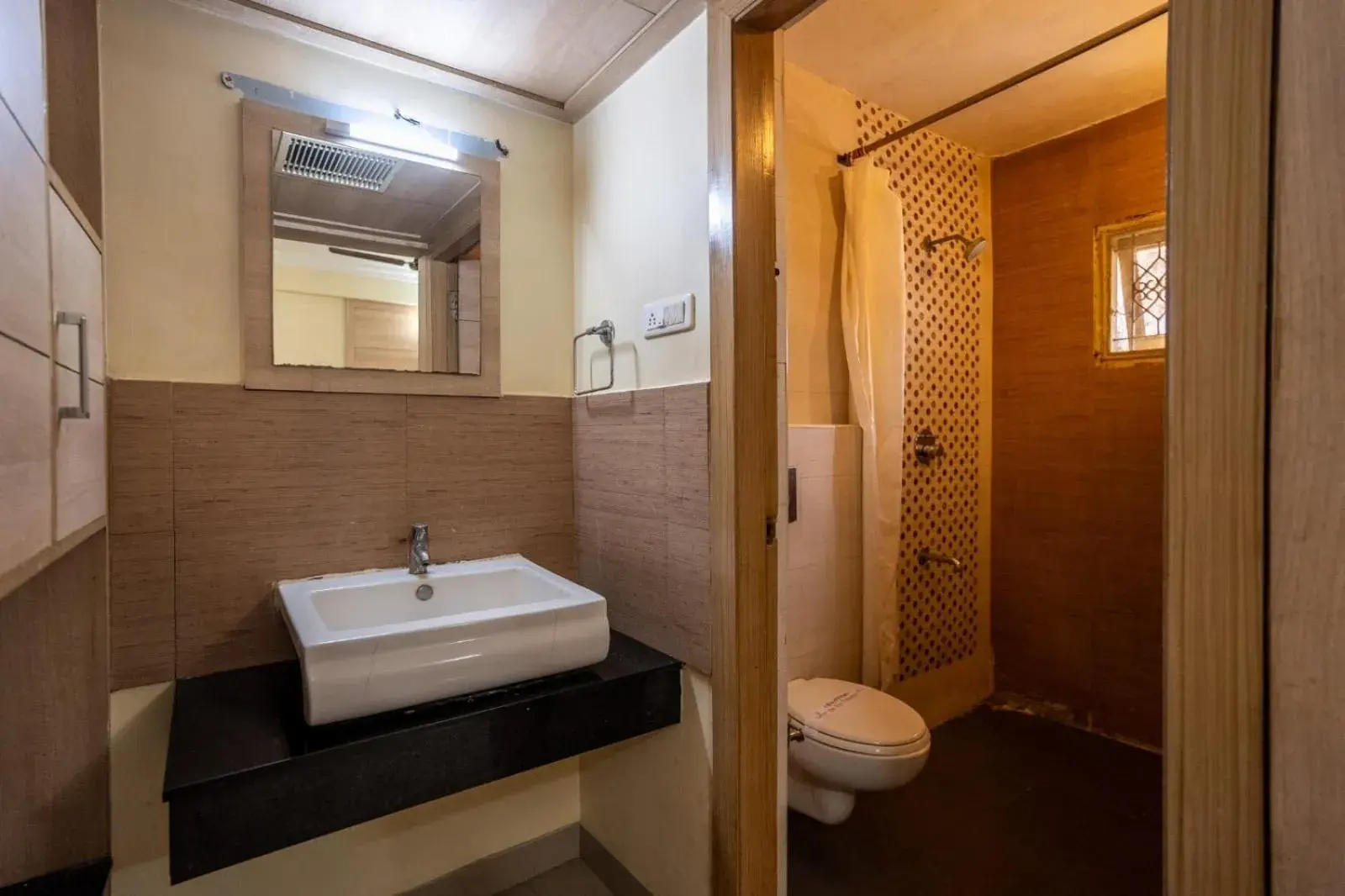 Executive Double Room - single occupancy in Sree Bharani Hotels Executive Double Room - single occupancy in Sree Bharani Hotels