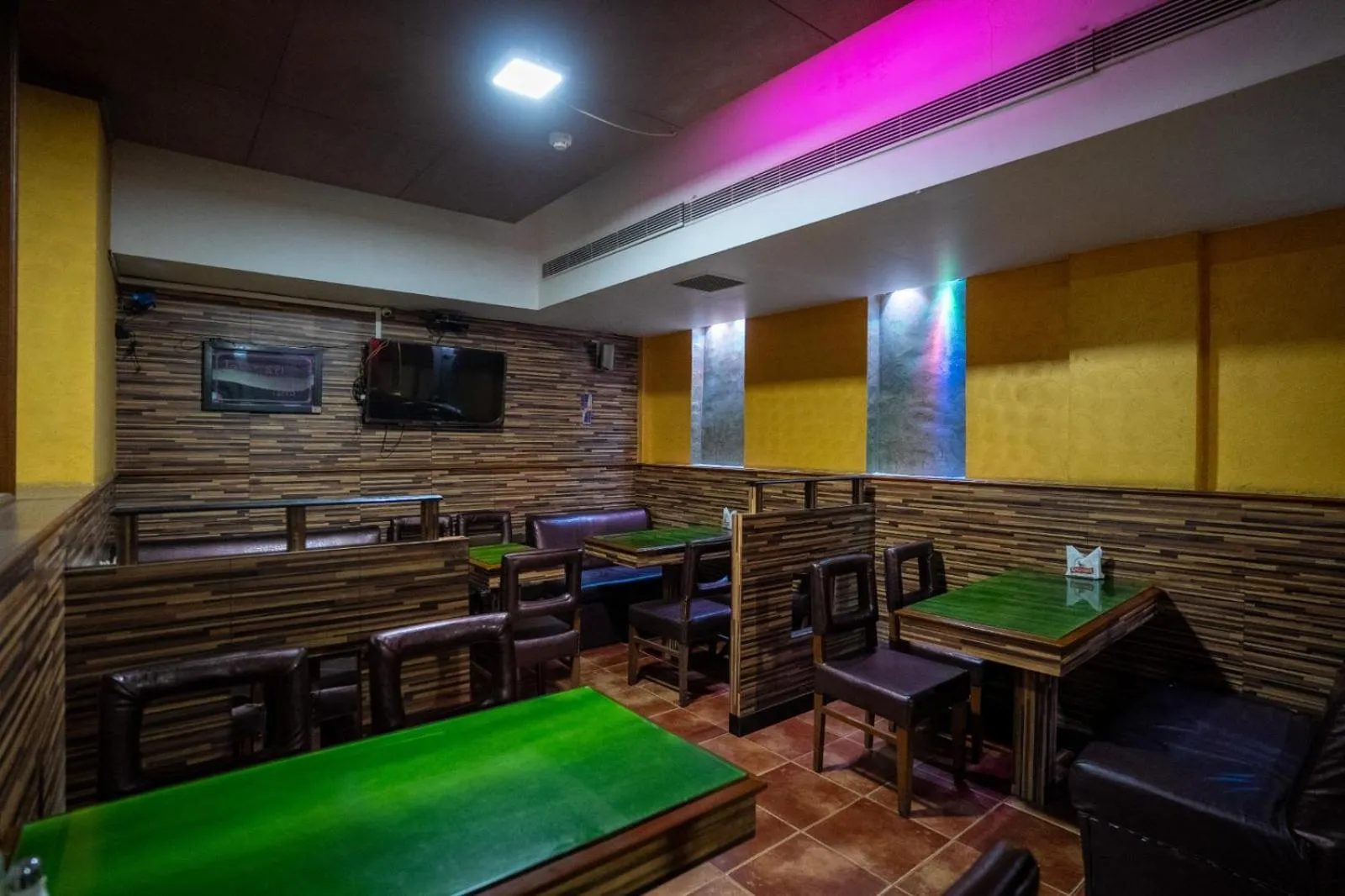 Restaurant/places to eat in Sree Bharani Hotels