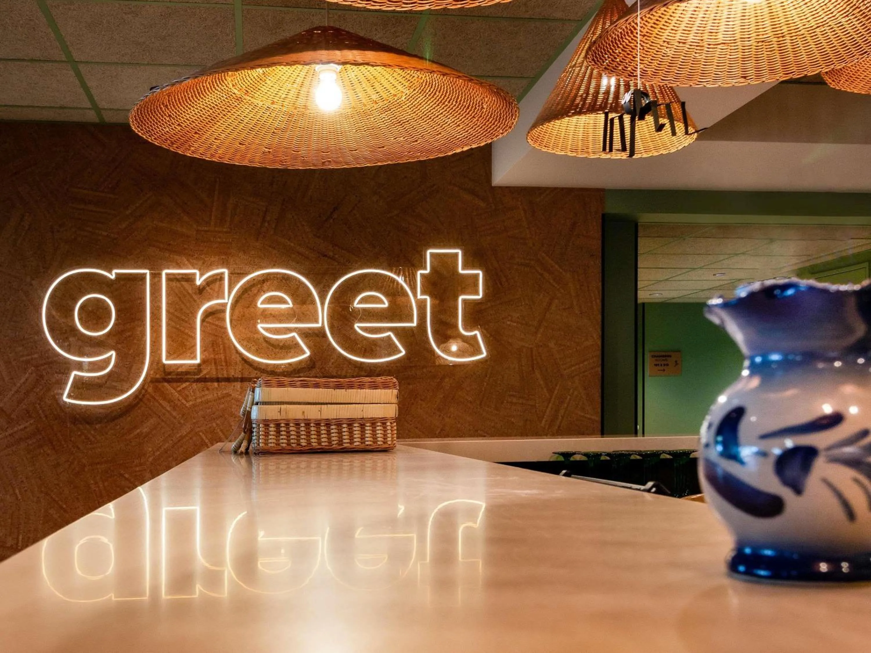 Lounge or bar in Greet Hotel Colmar