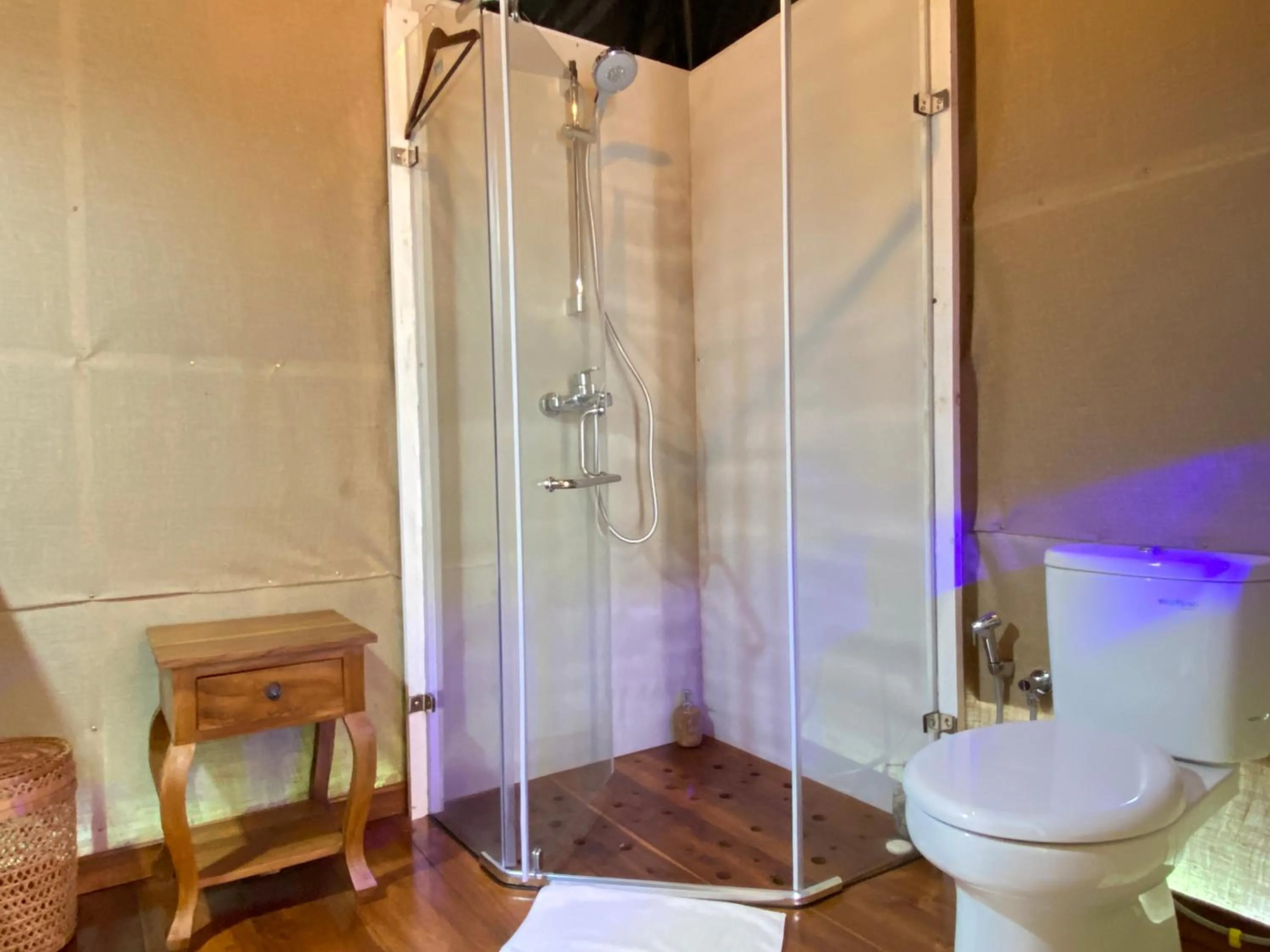 Bathroom in Pondanu Cabins By The Lake