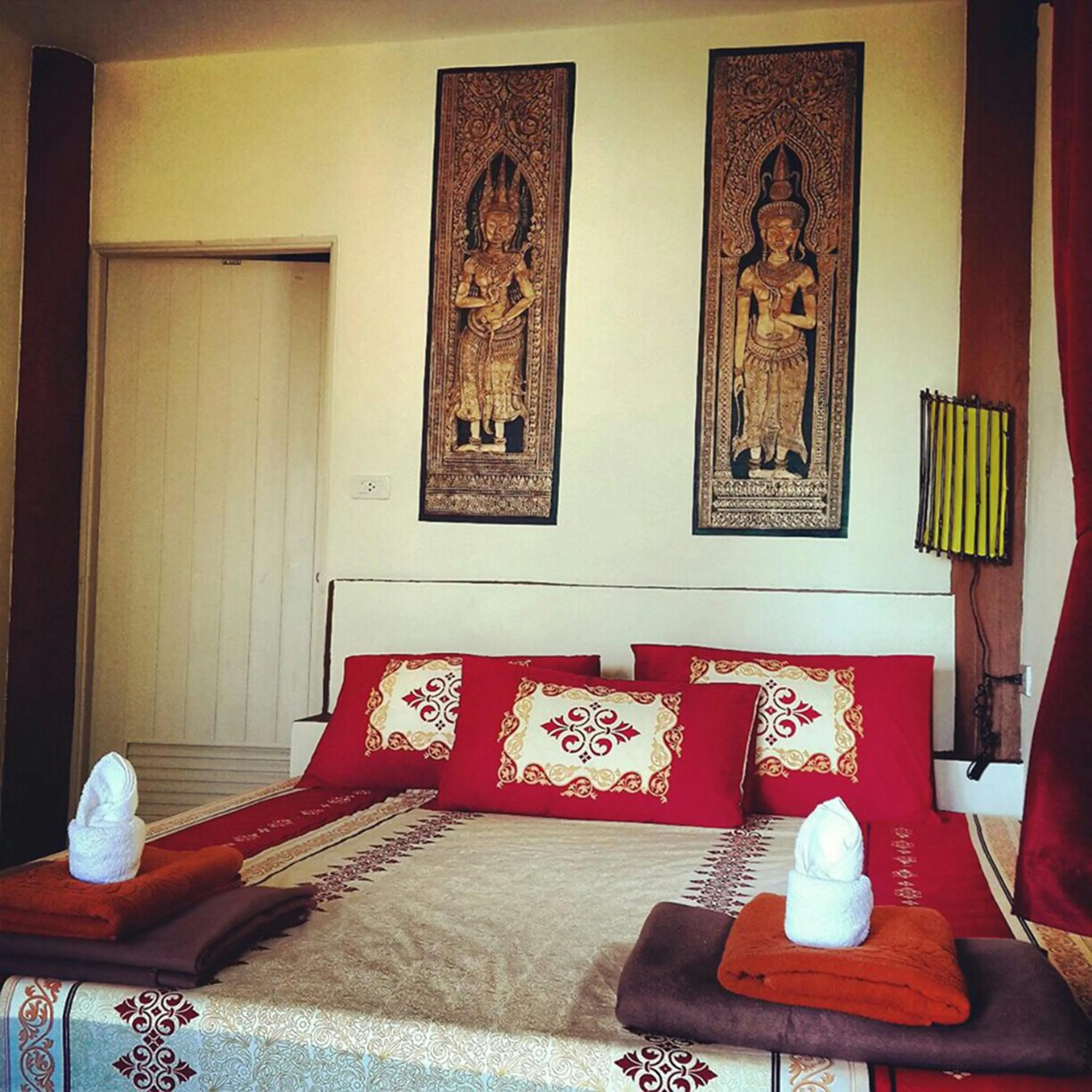 Bedroom, Bed in Moonstone Studio