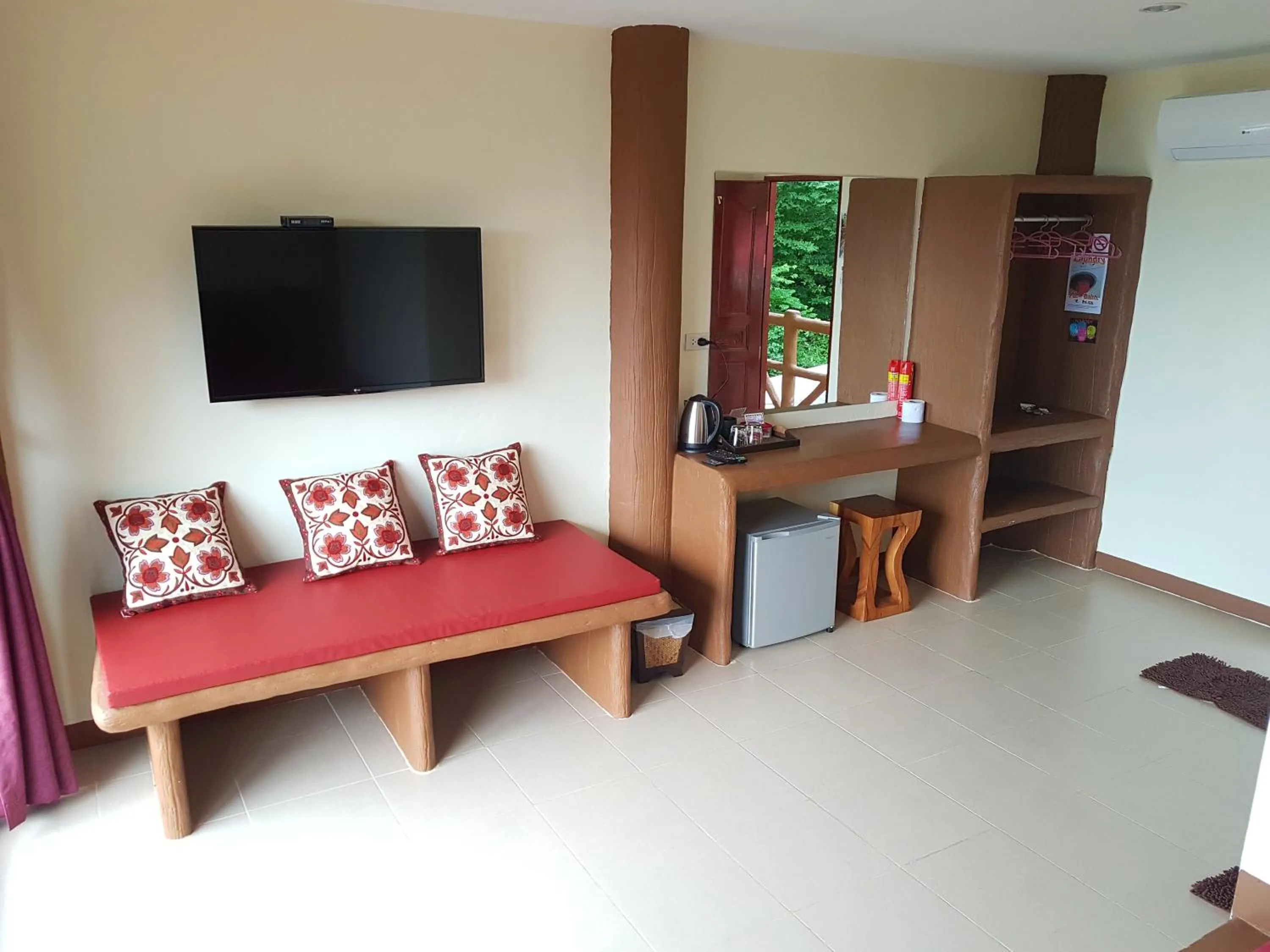 Living room in Moonstone Studio