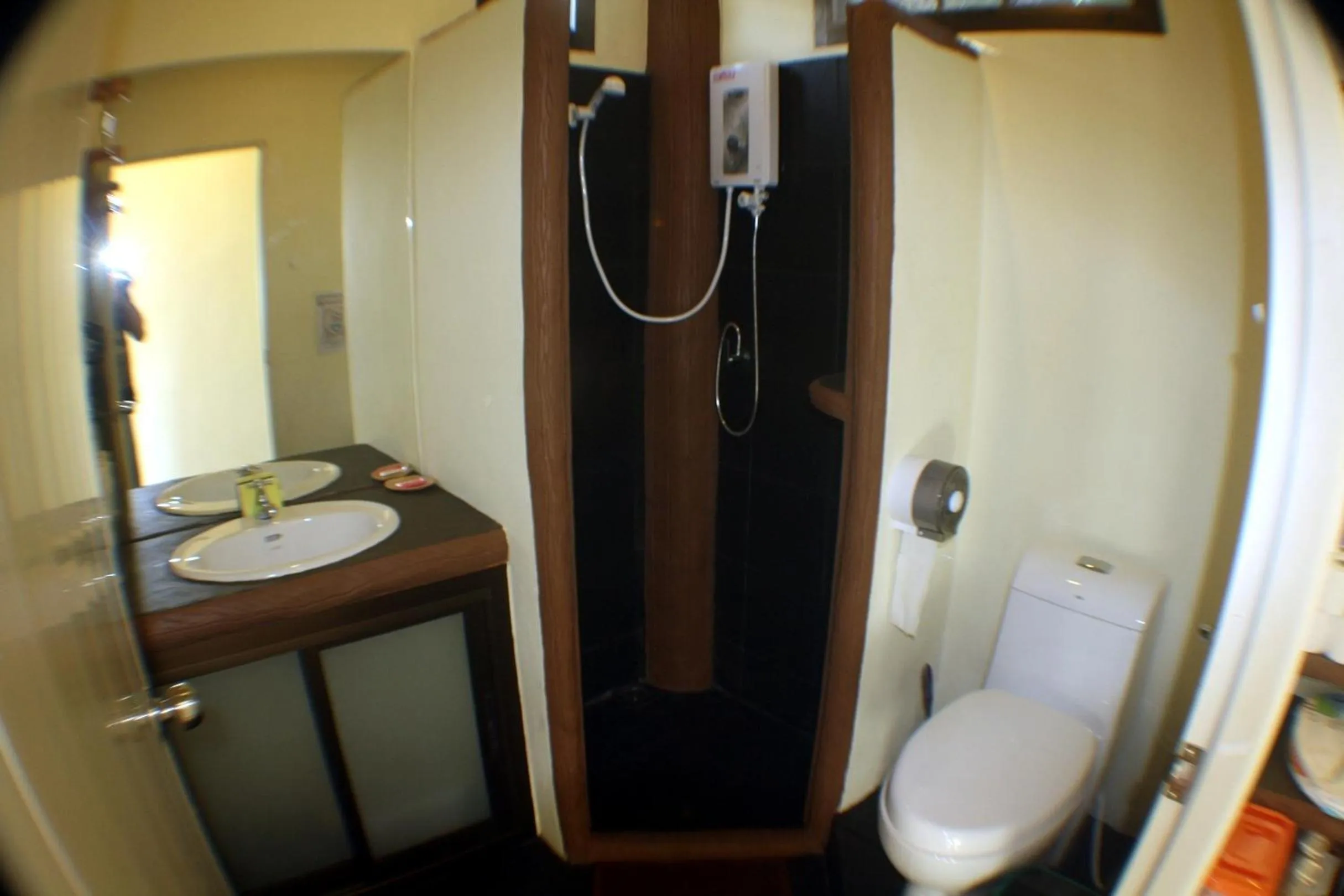 Bathroom in Moonstone Studio