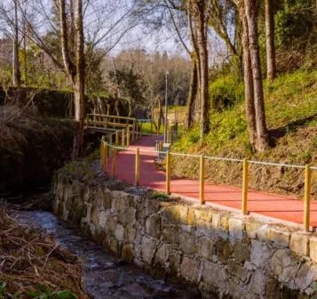 Entertainment in Hotel Peninsular