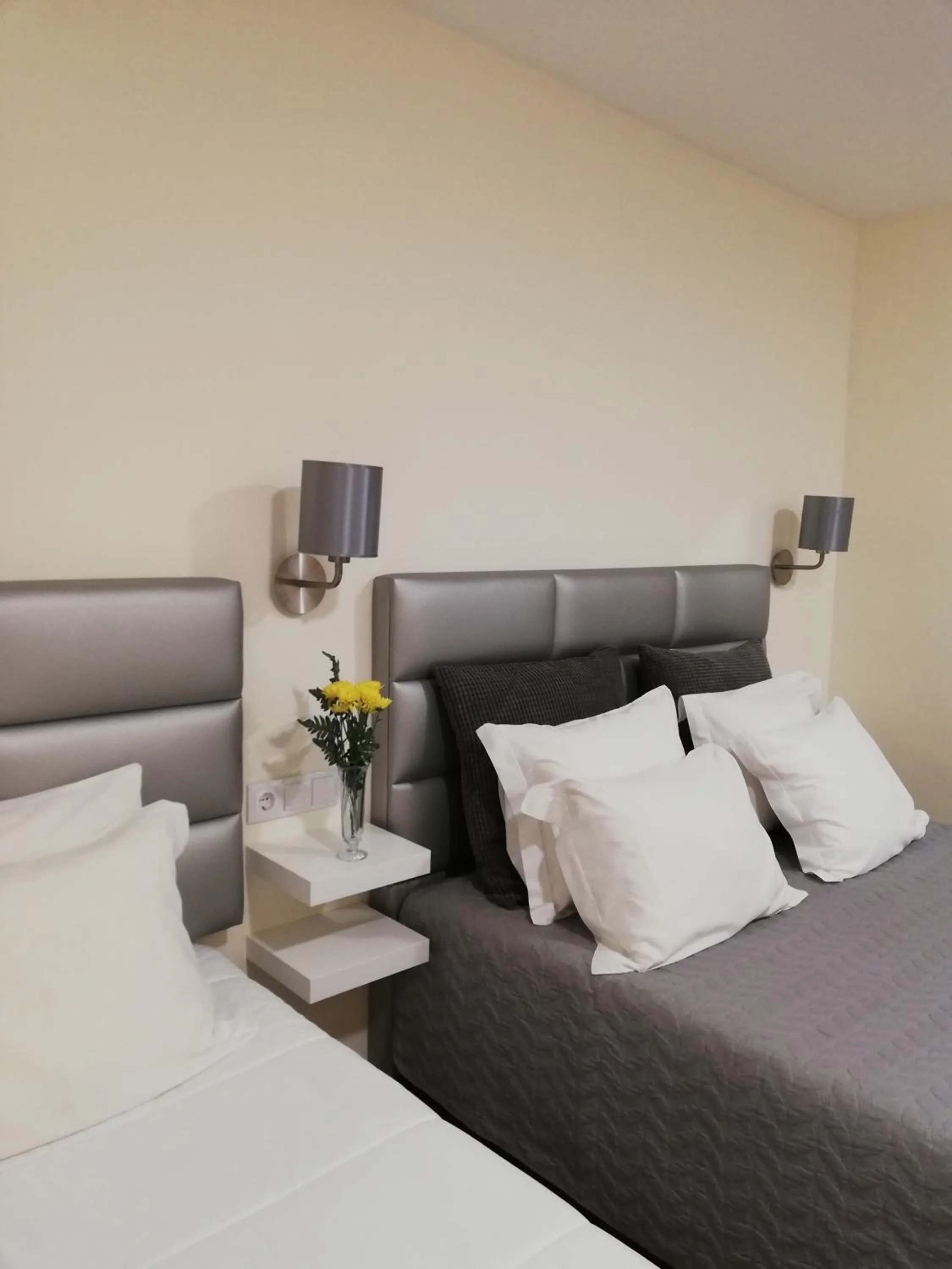 Bed in Hotel Peninsular