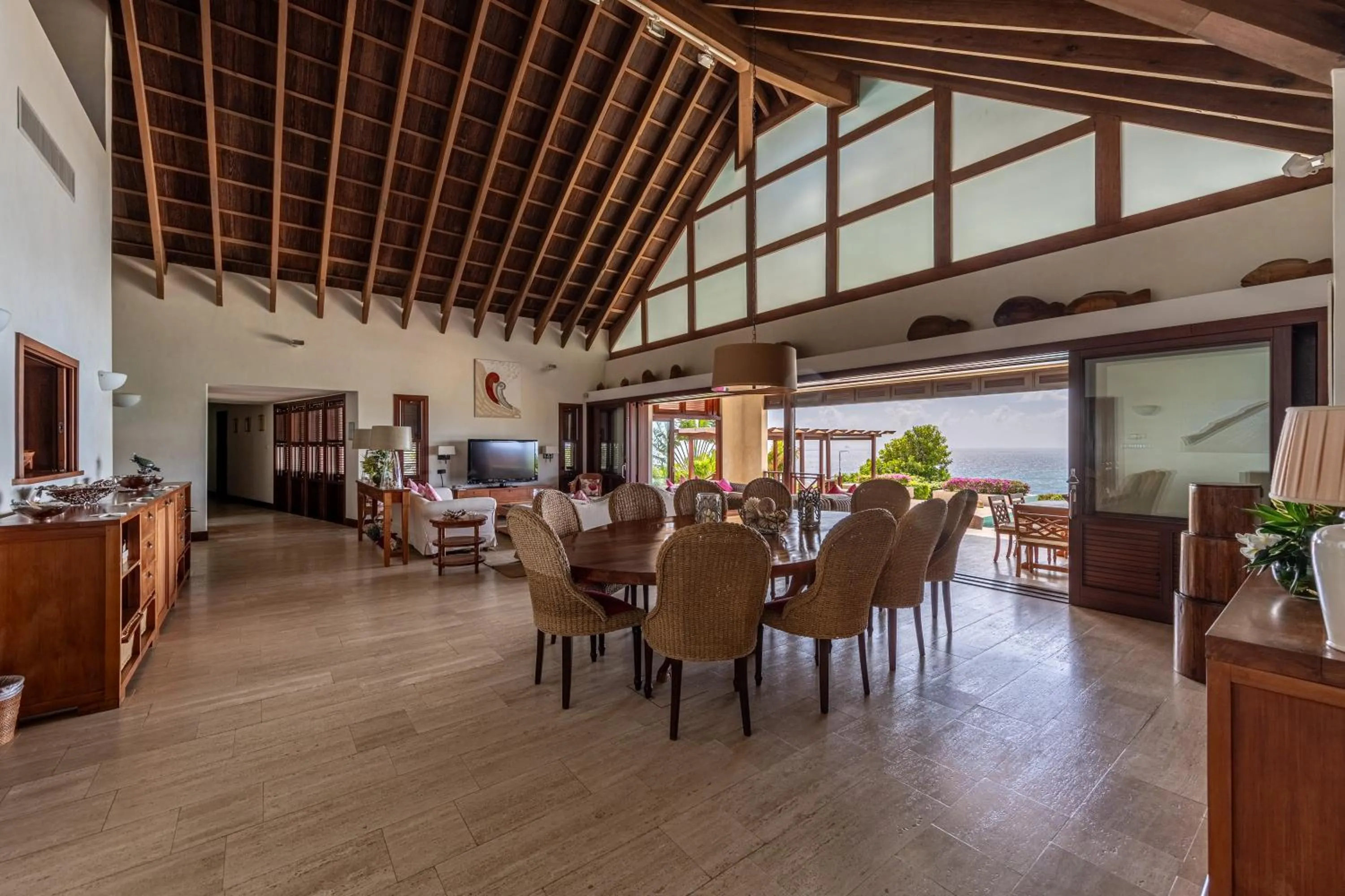 TV and multimedia in Canouan Estate Resort & Villas