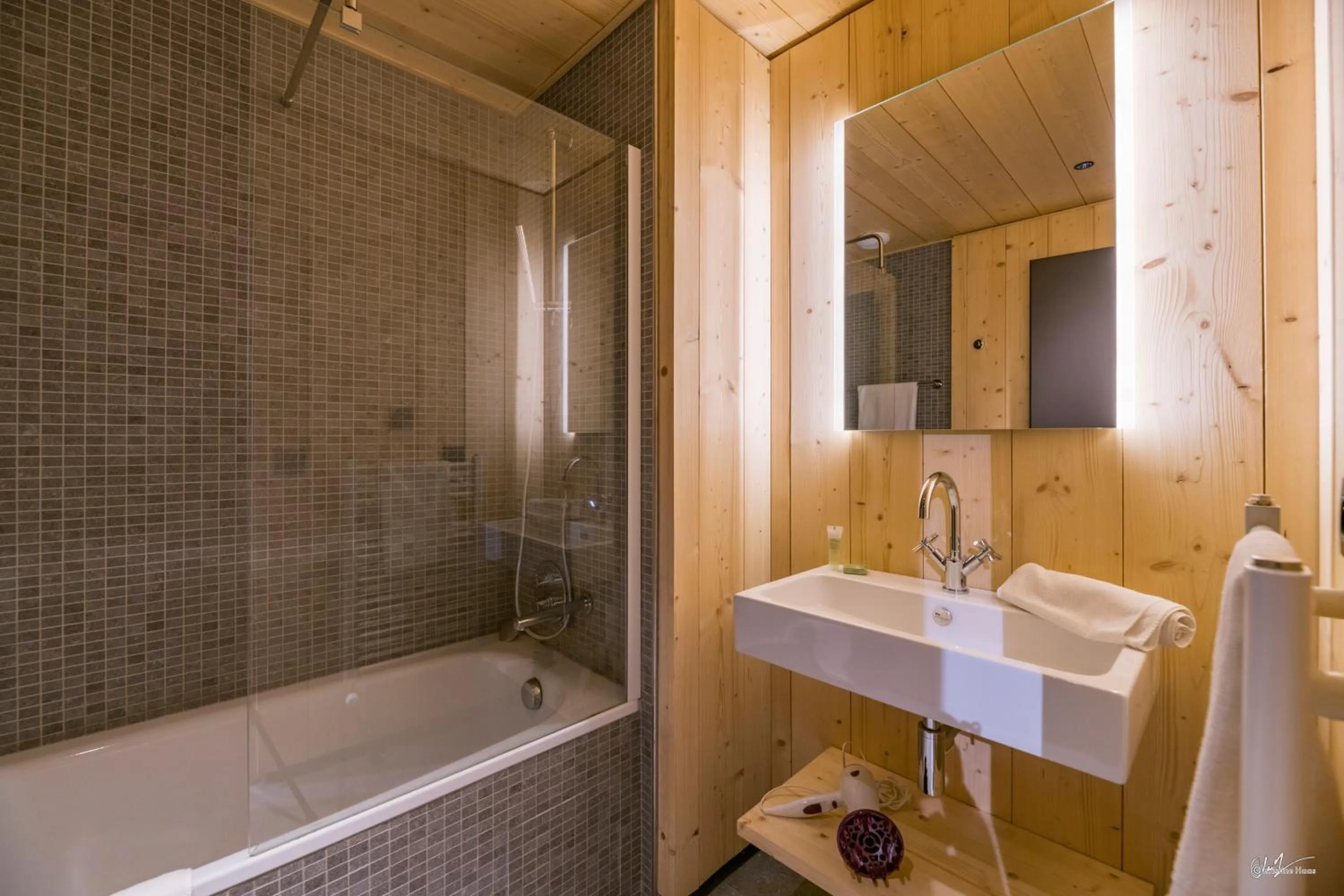 Bathroom in Lagrange Vacances L’Écrin du Badet