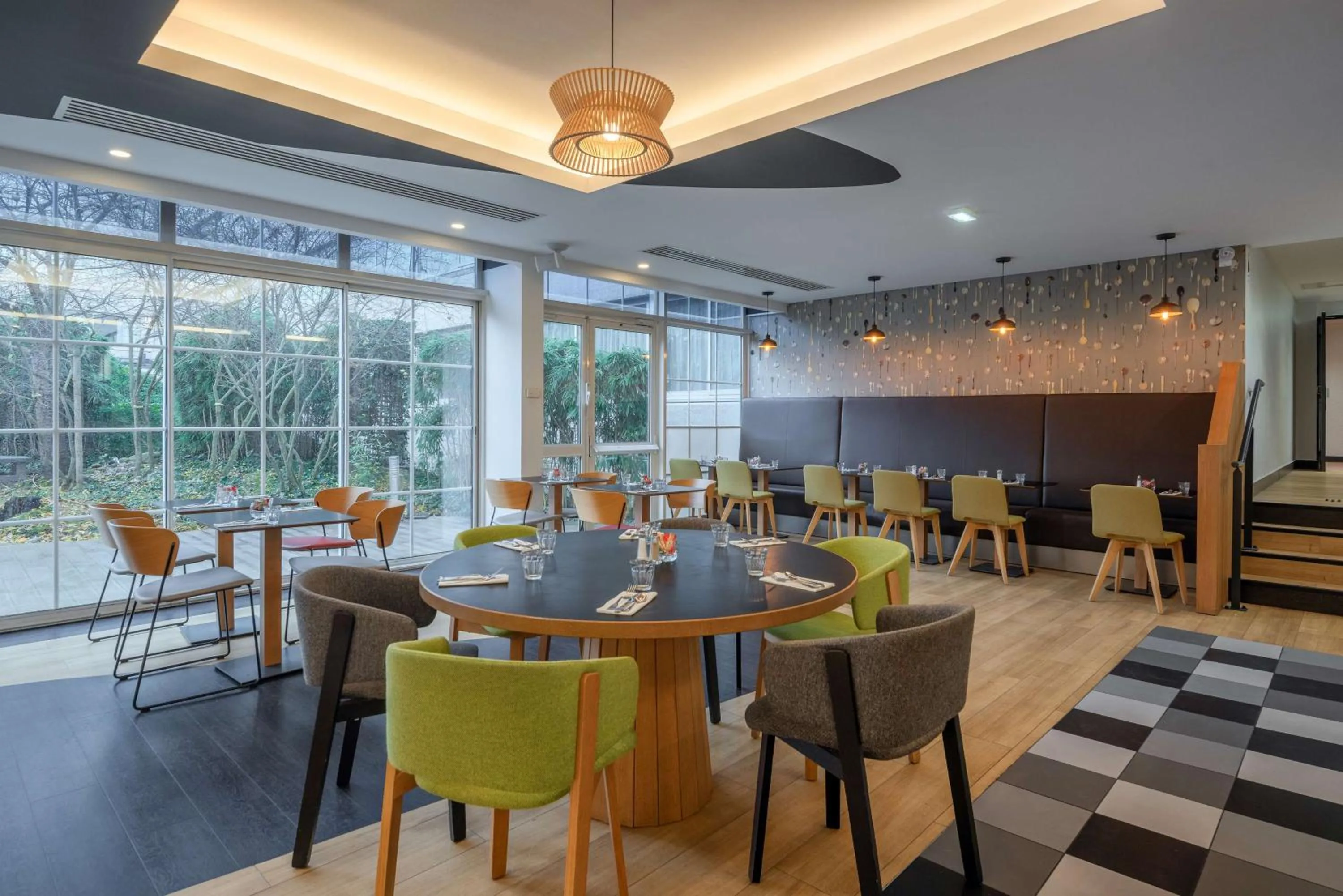 Breakfast in DoubleTree by Hilton Paris Bougival
